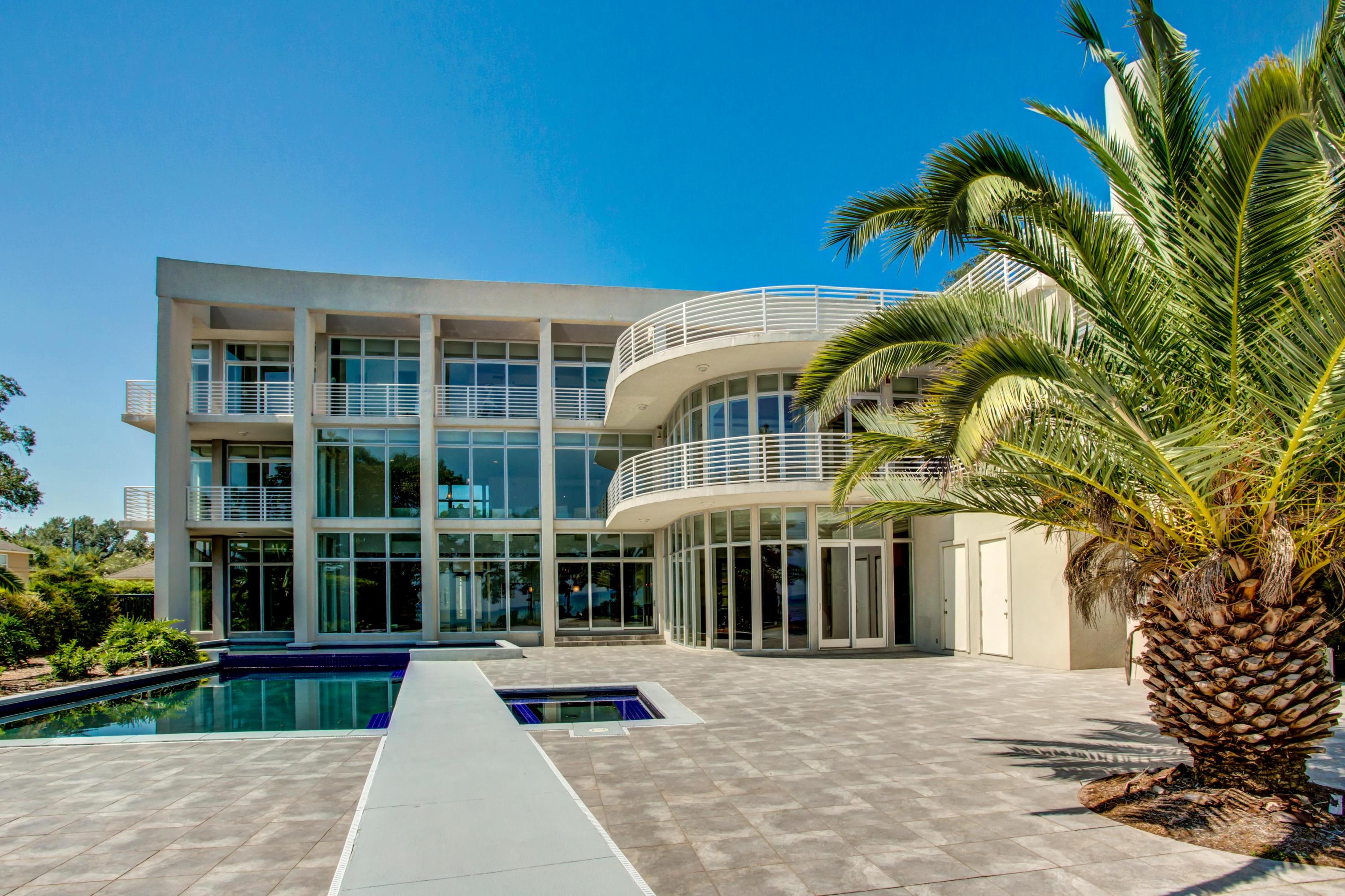 COBBS POINT - Residential
