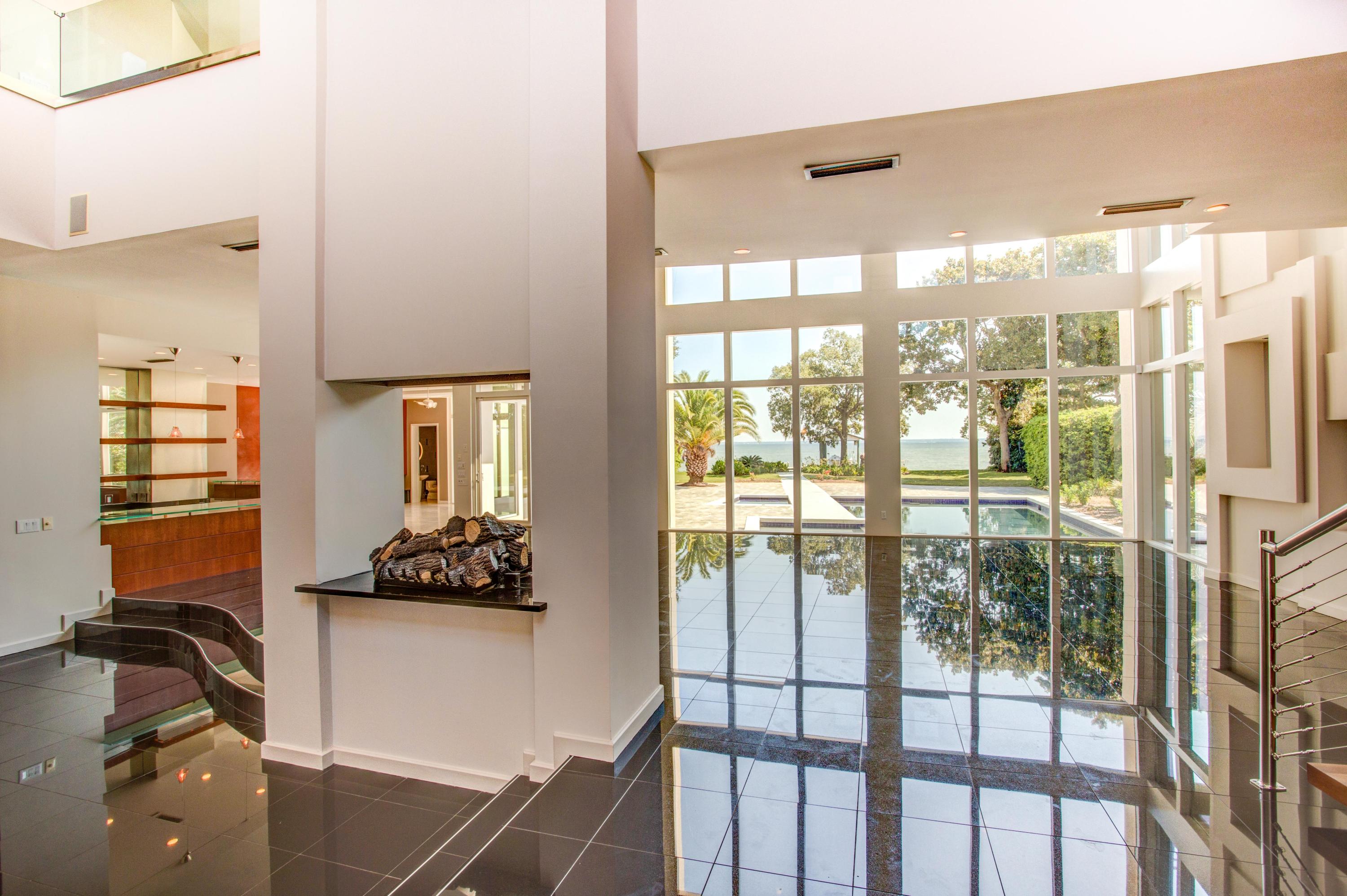 COBBS POINT - Residential