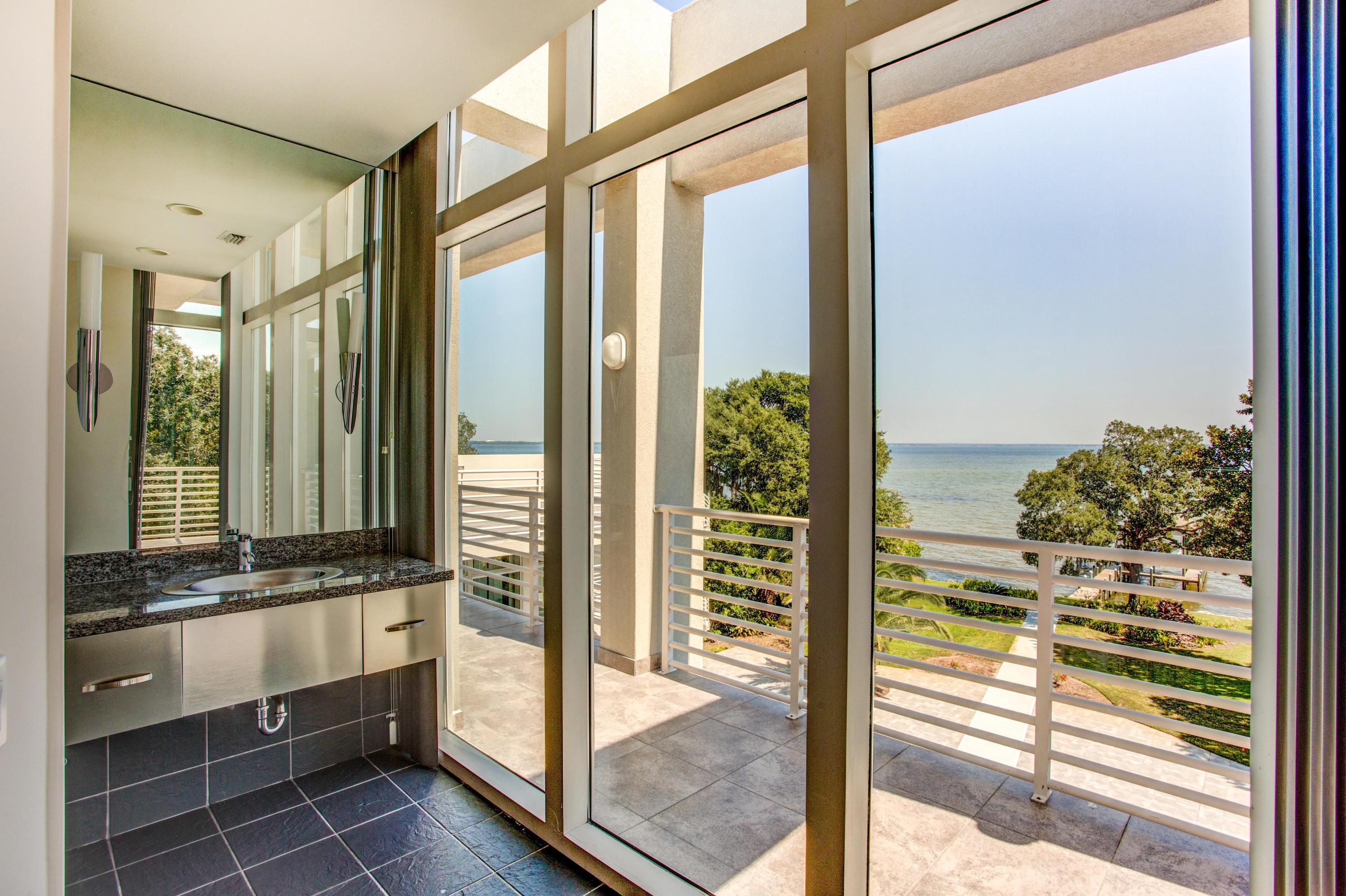 COBBS POINT - Residential