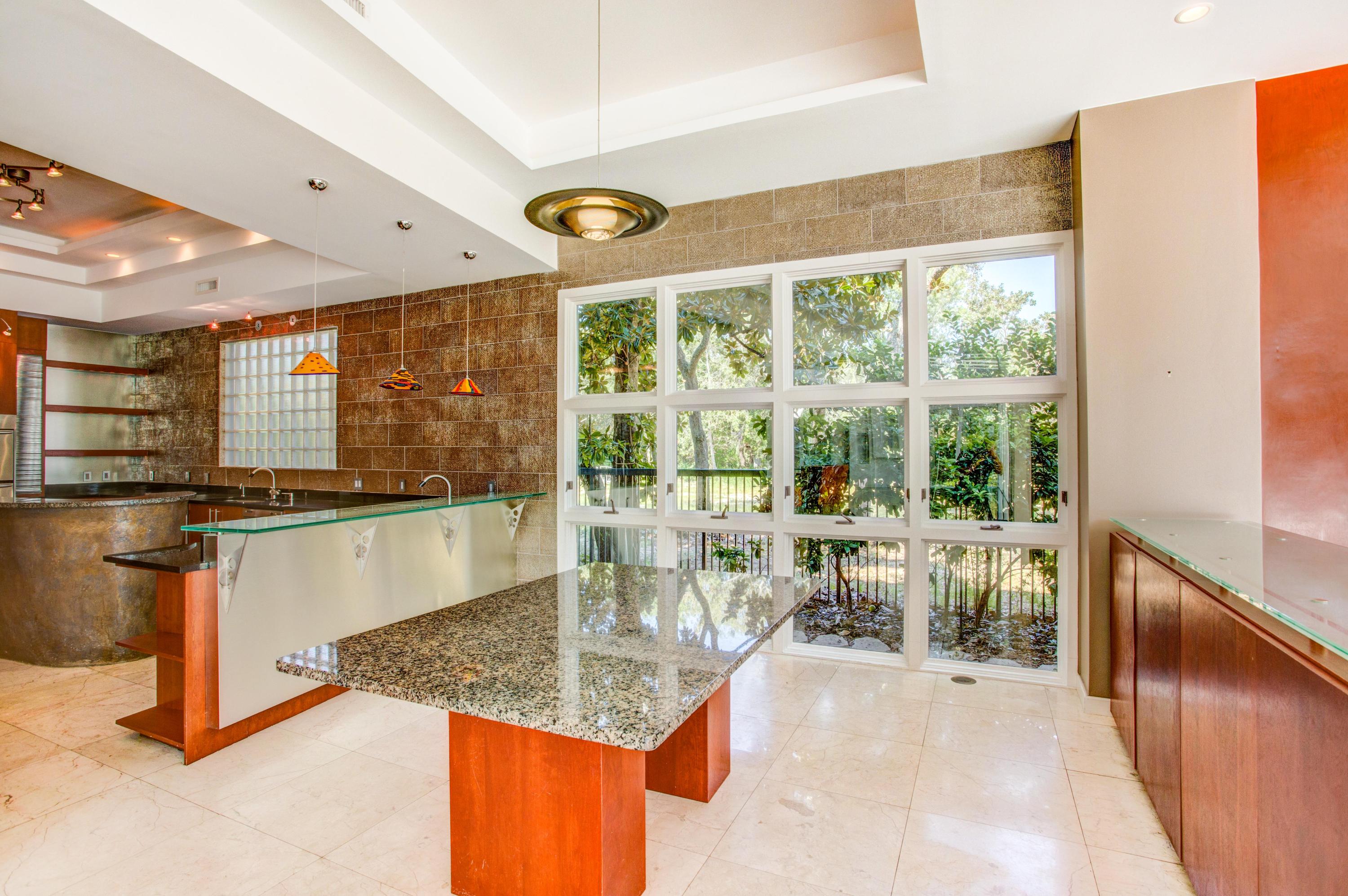 COBBS POINT - Residential