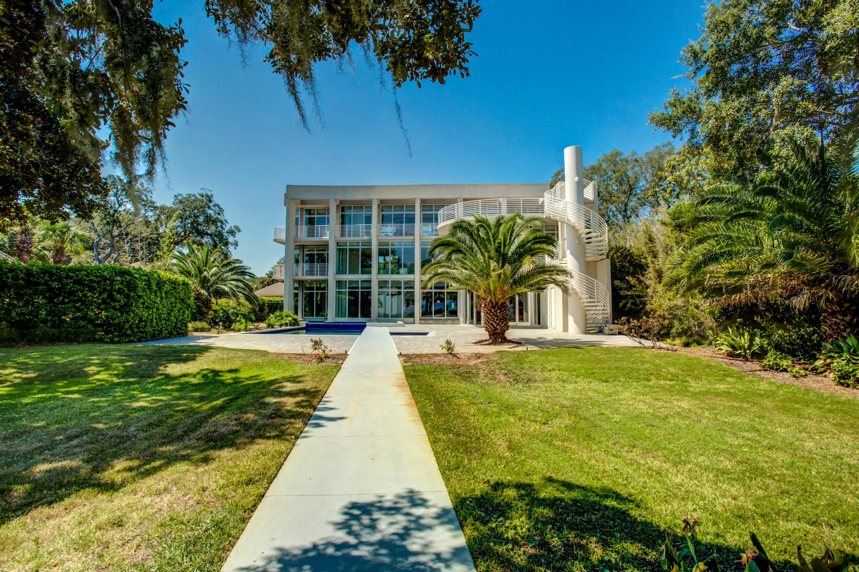 COBBS POINT - Residential