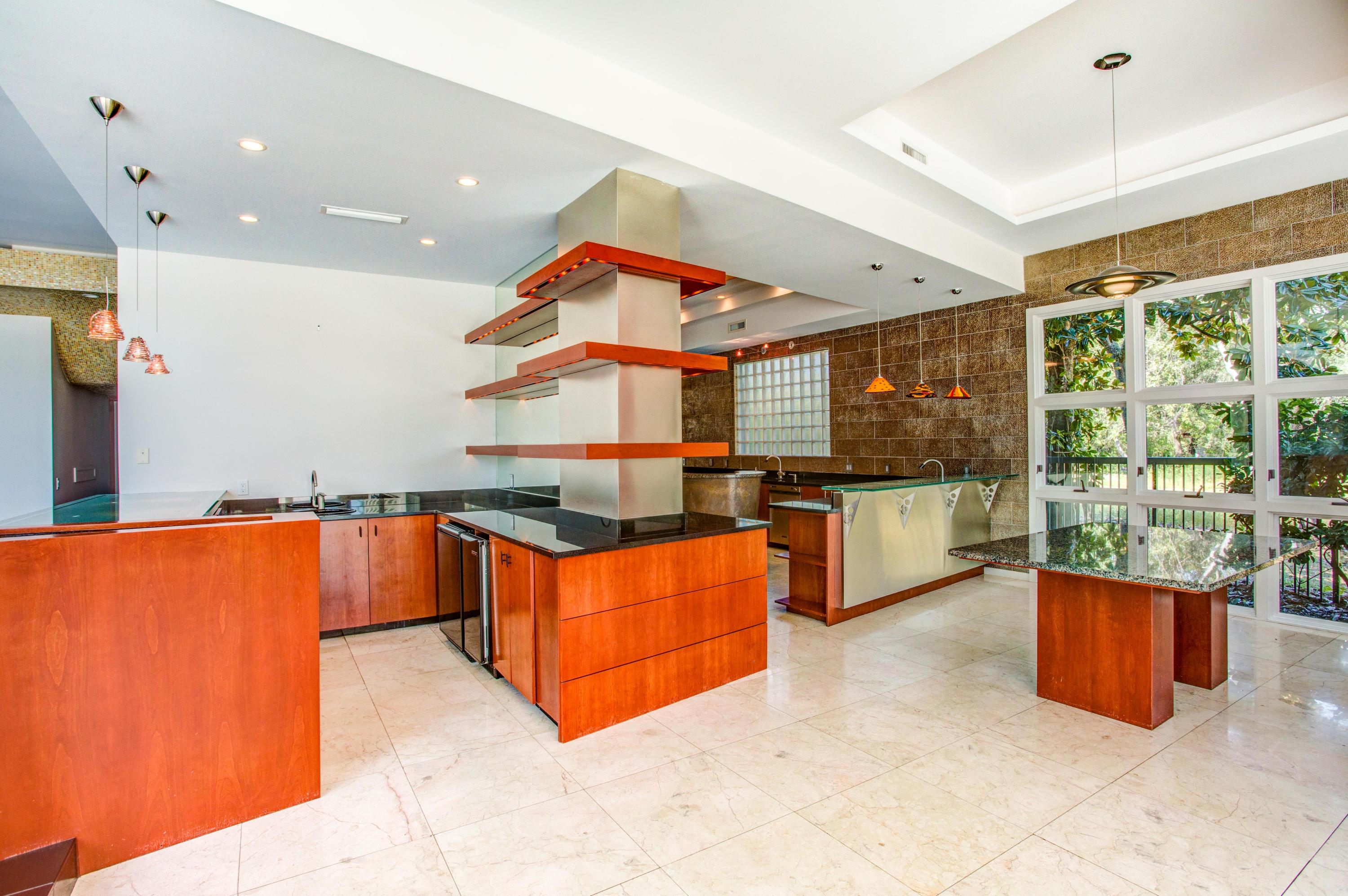 COBBS POINT - Residential