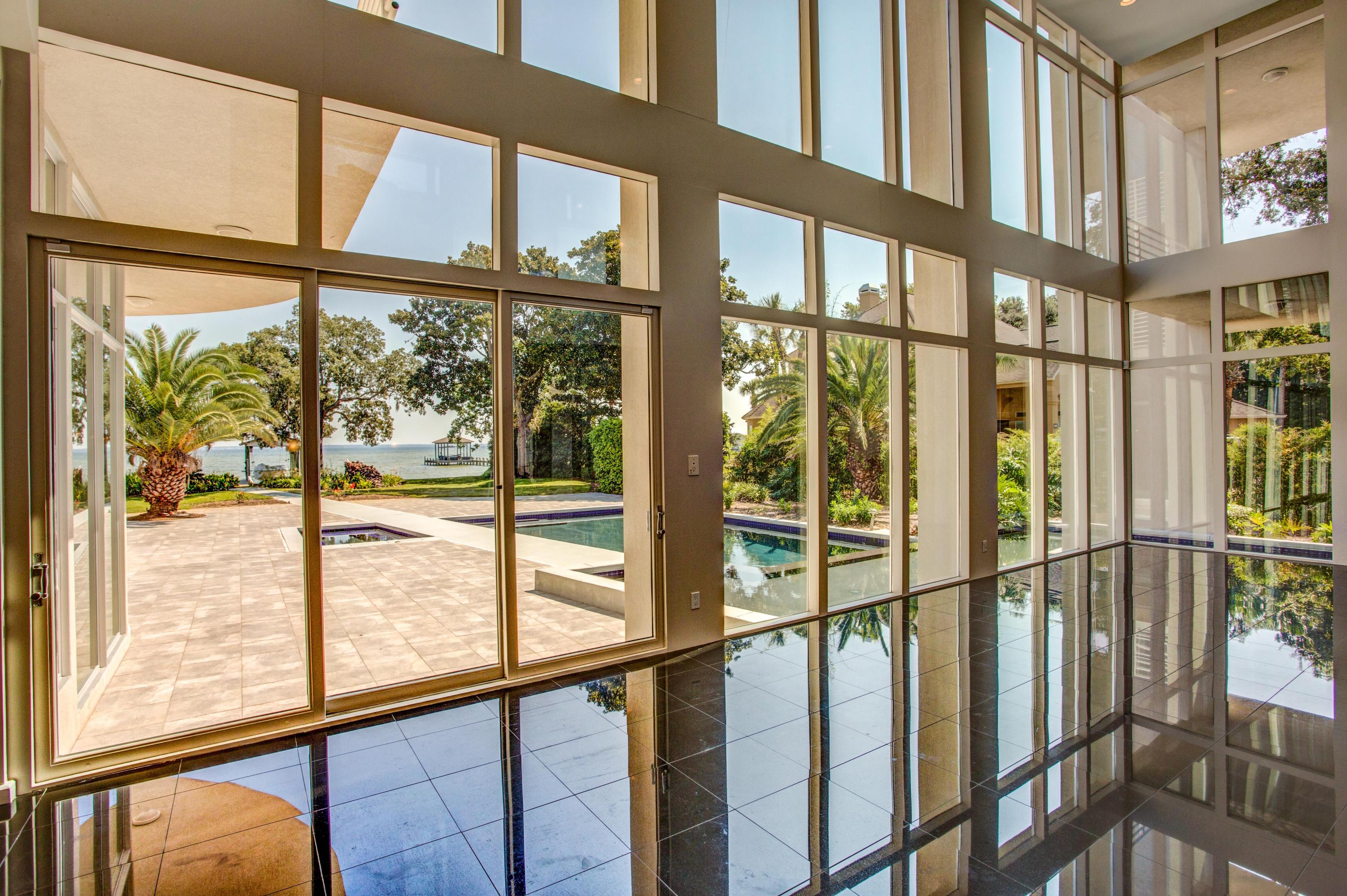 COBBS POINT - Residential