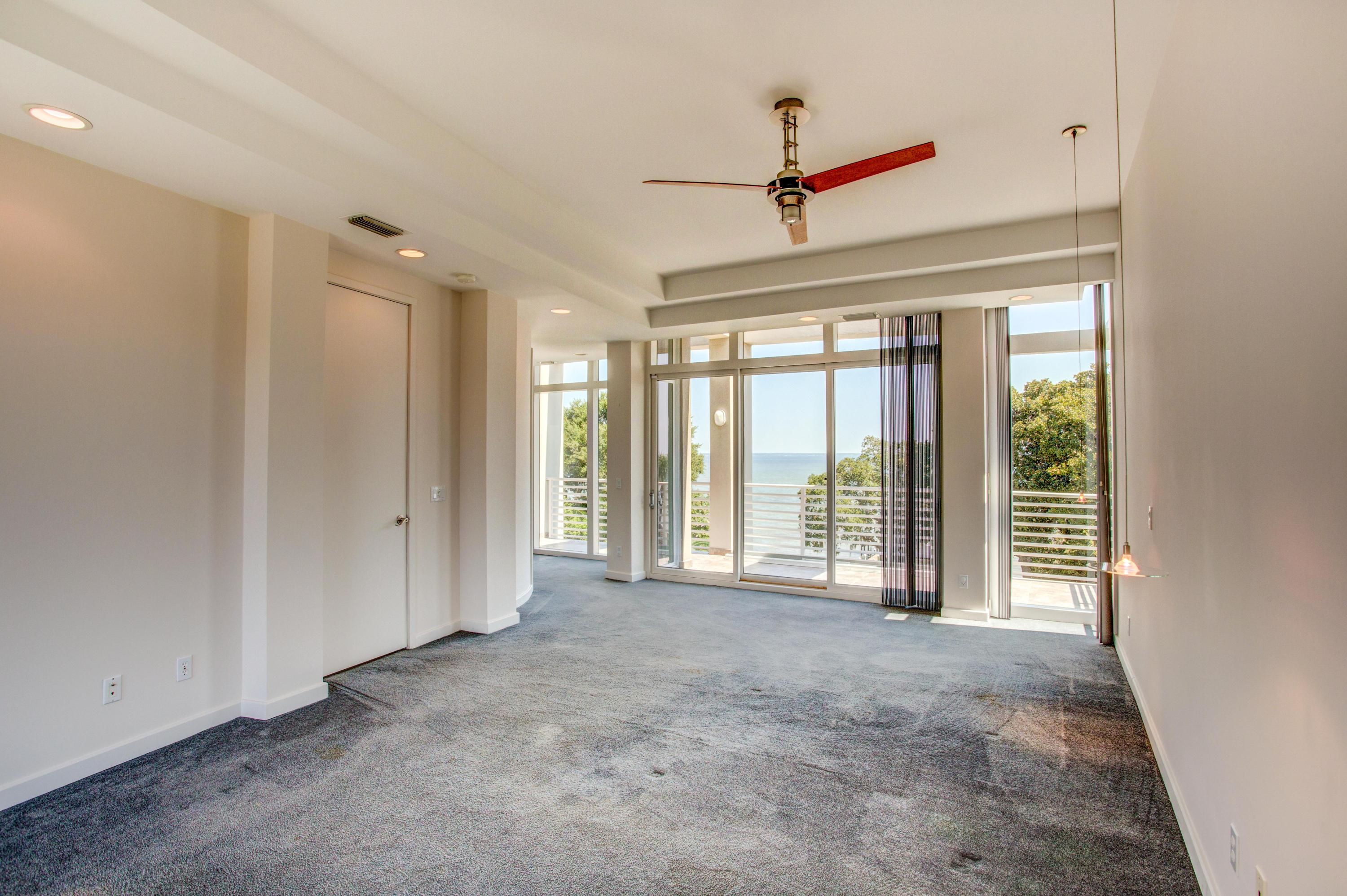 COBBS POINT - Residential