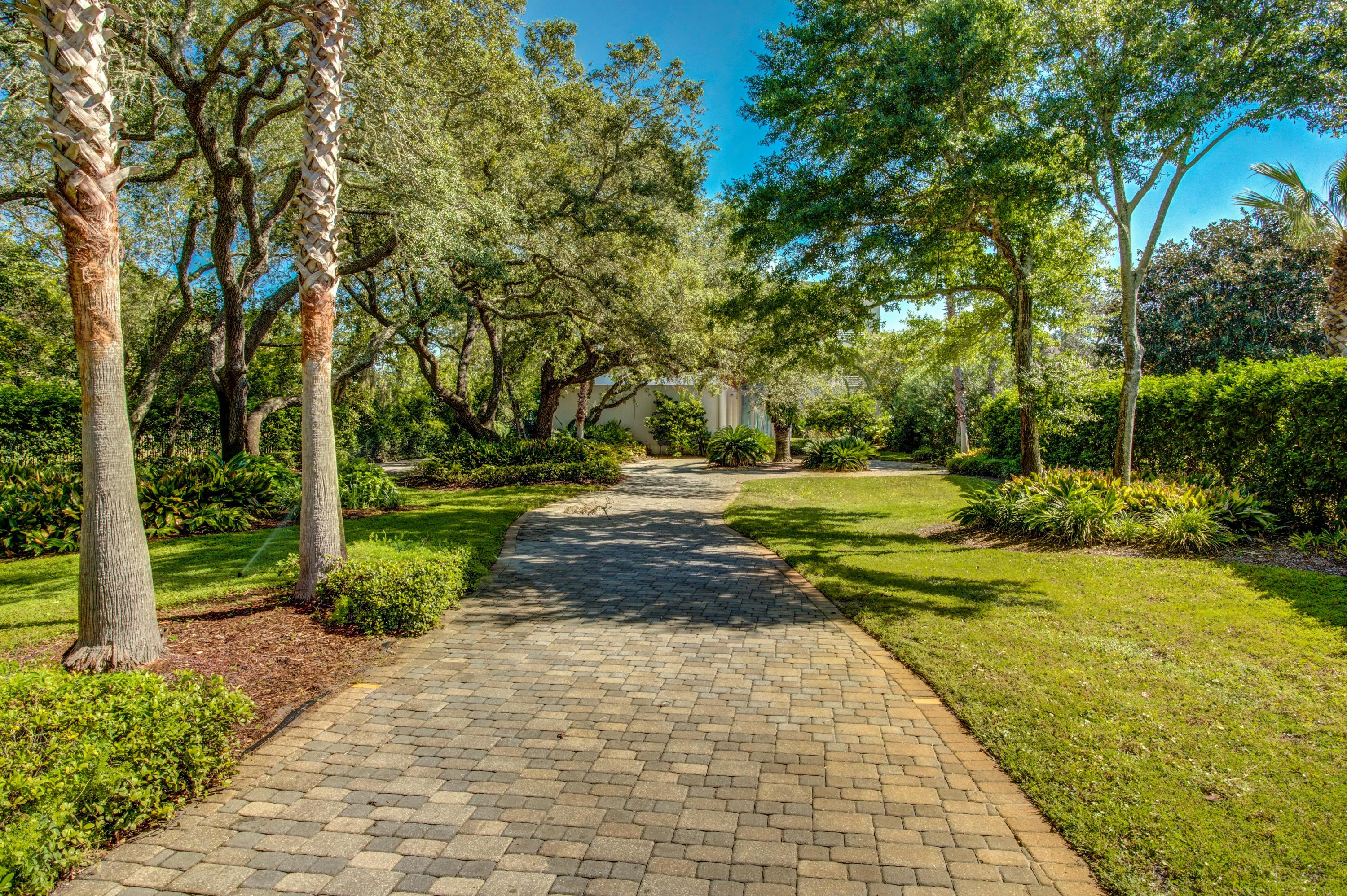 COBBS POINT - Residential