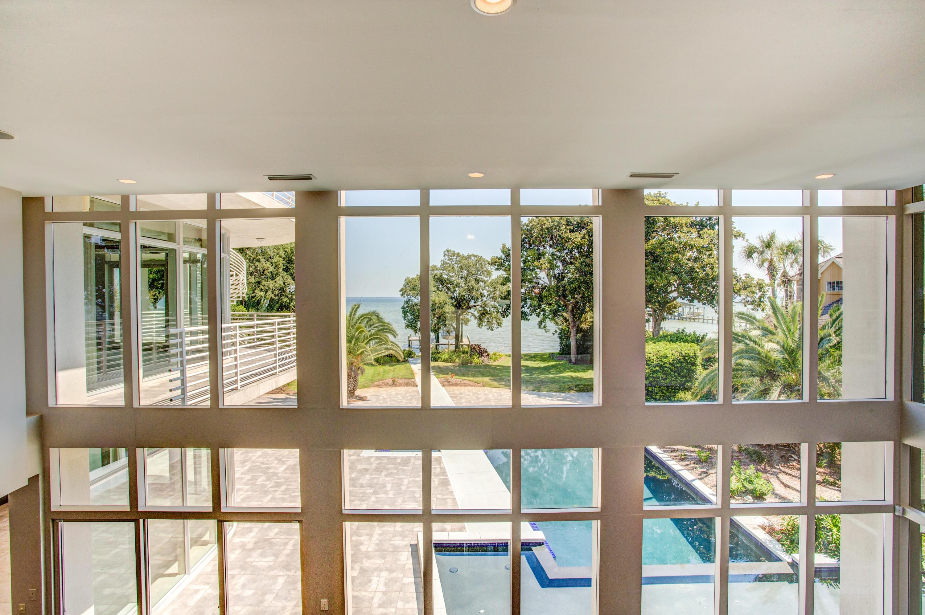 COBBS POINT - Residential