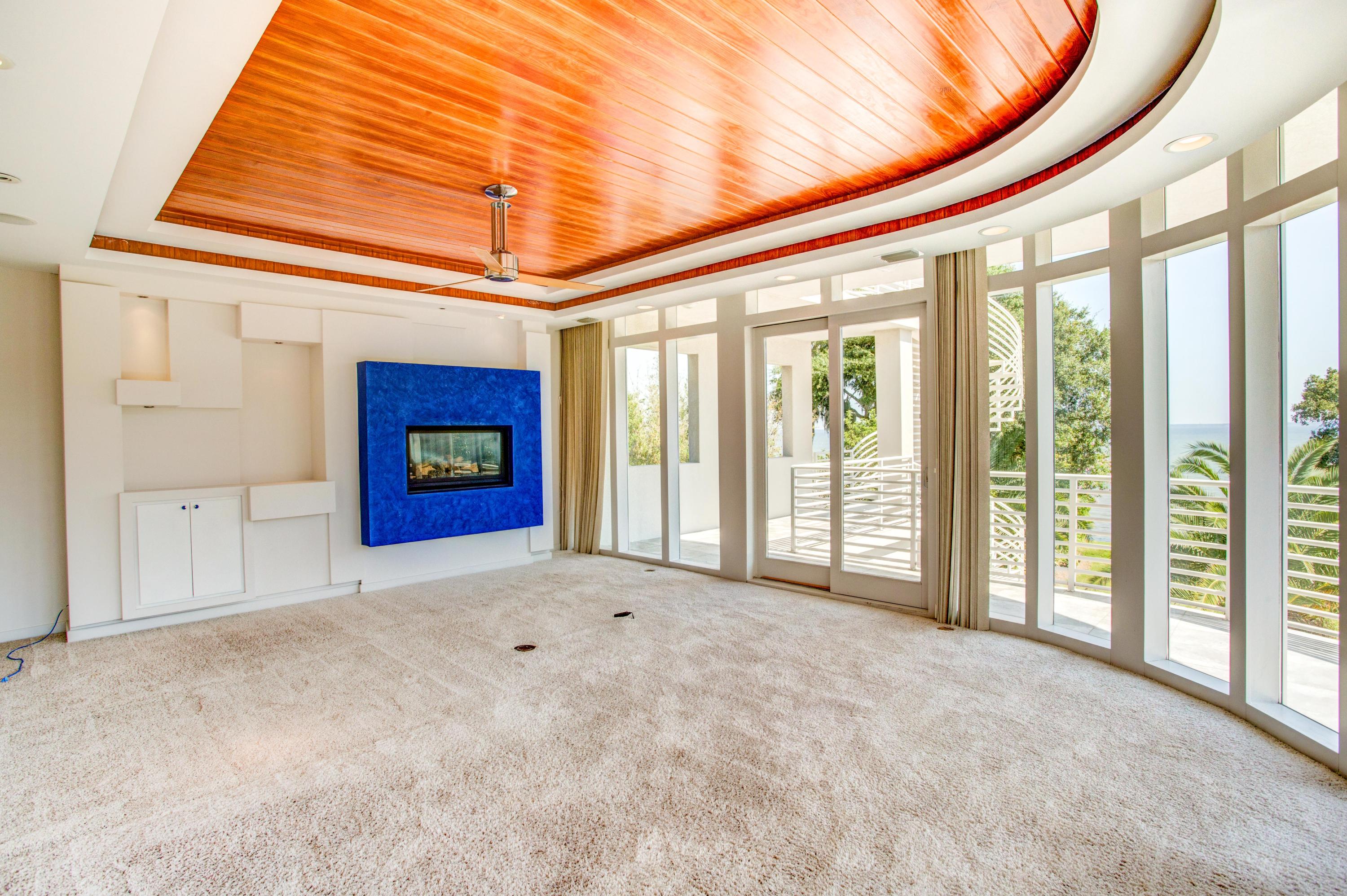 COBBS POINT - Residential