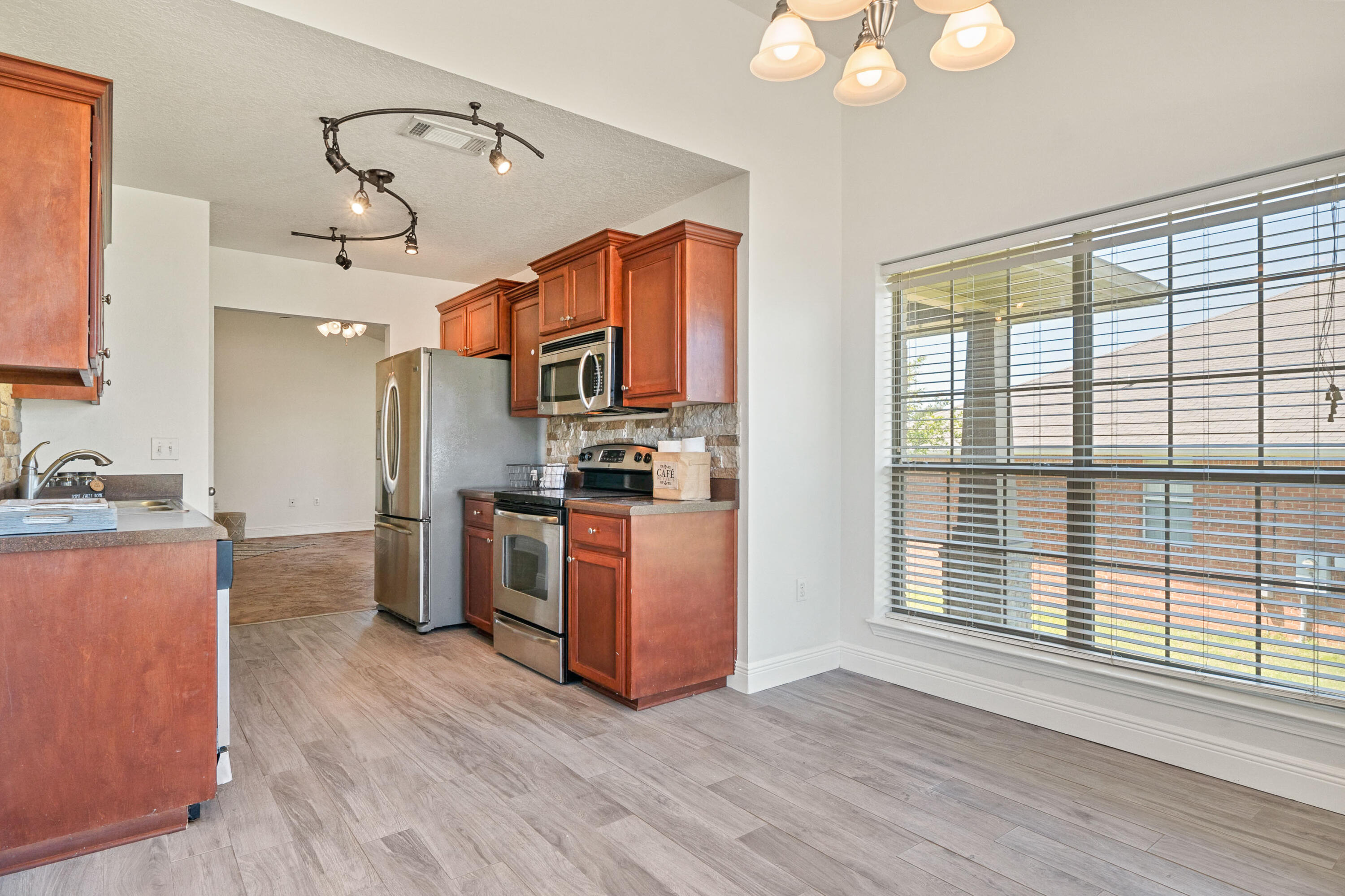 IRON GATE S/D PH I - Residential