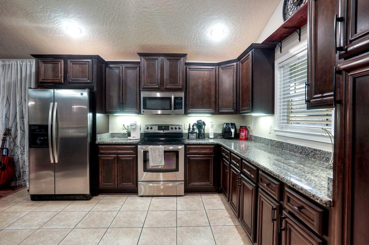 COTTAGES AT EAST RIVER - Residential