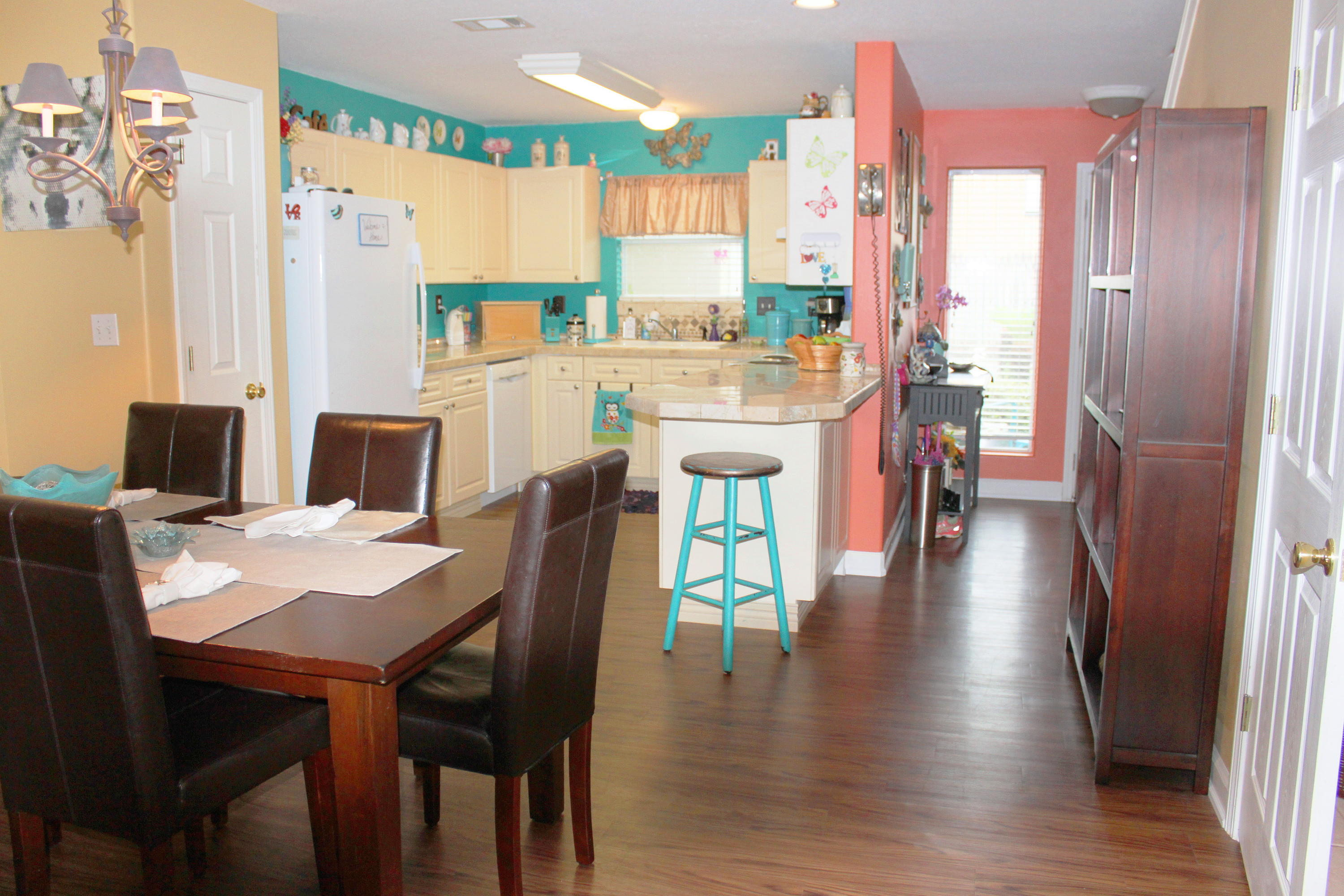 PELICAN PLACE T/H WEST - Residential