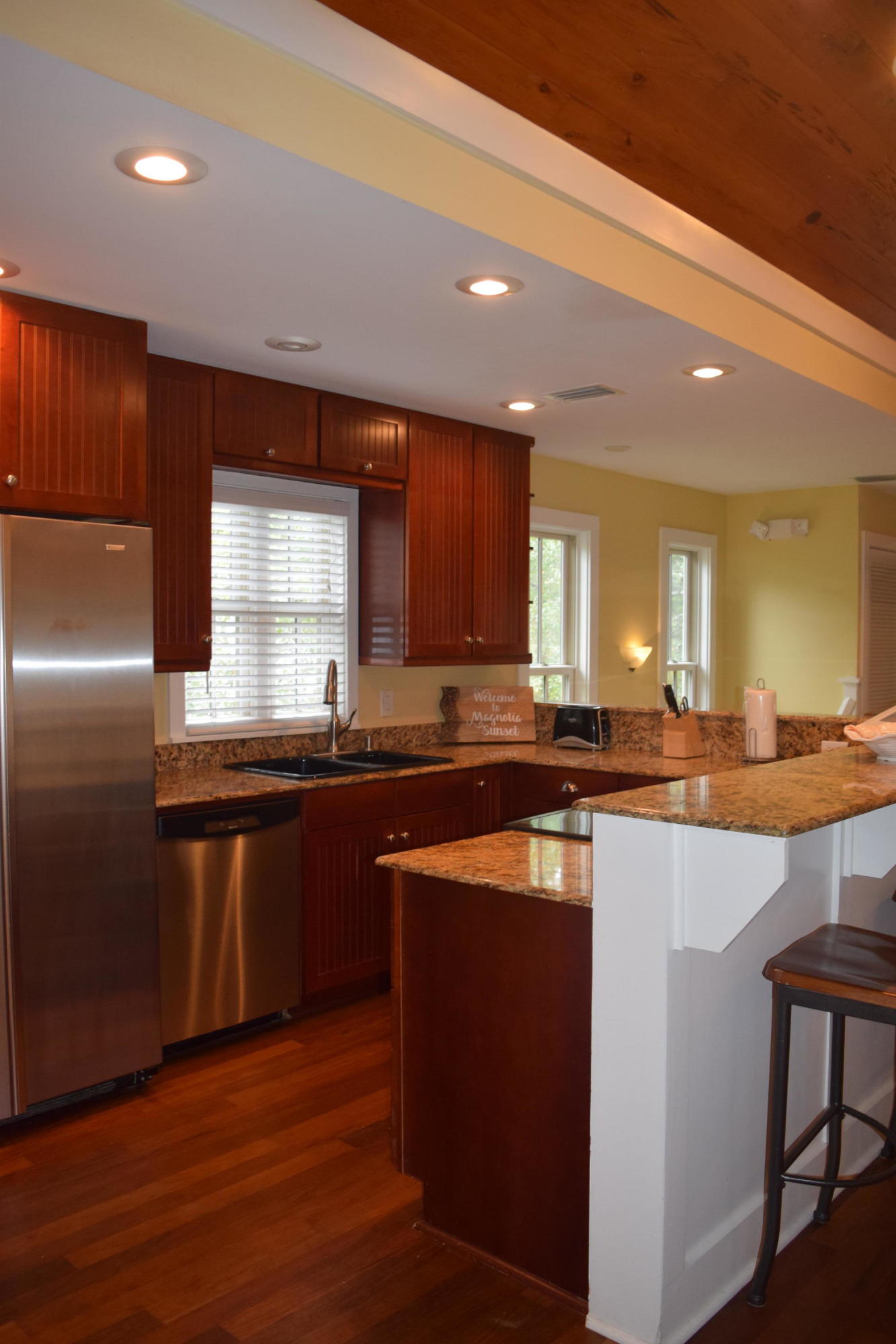 MAGNOLIA COTTAGES BY THE SEA - Residential