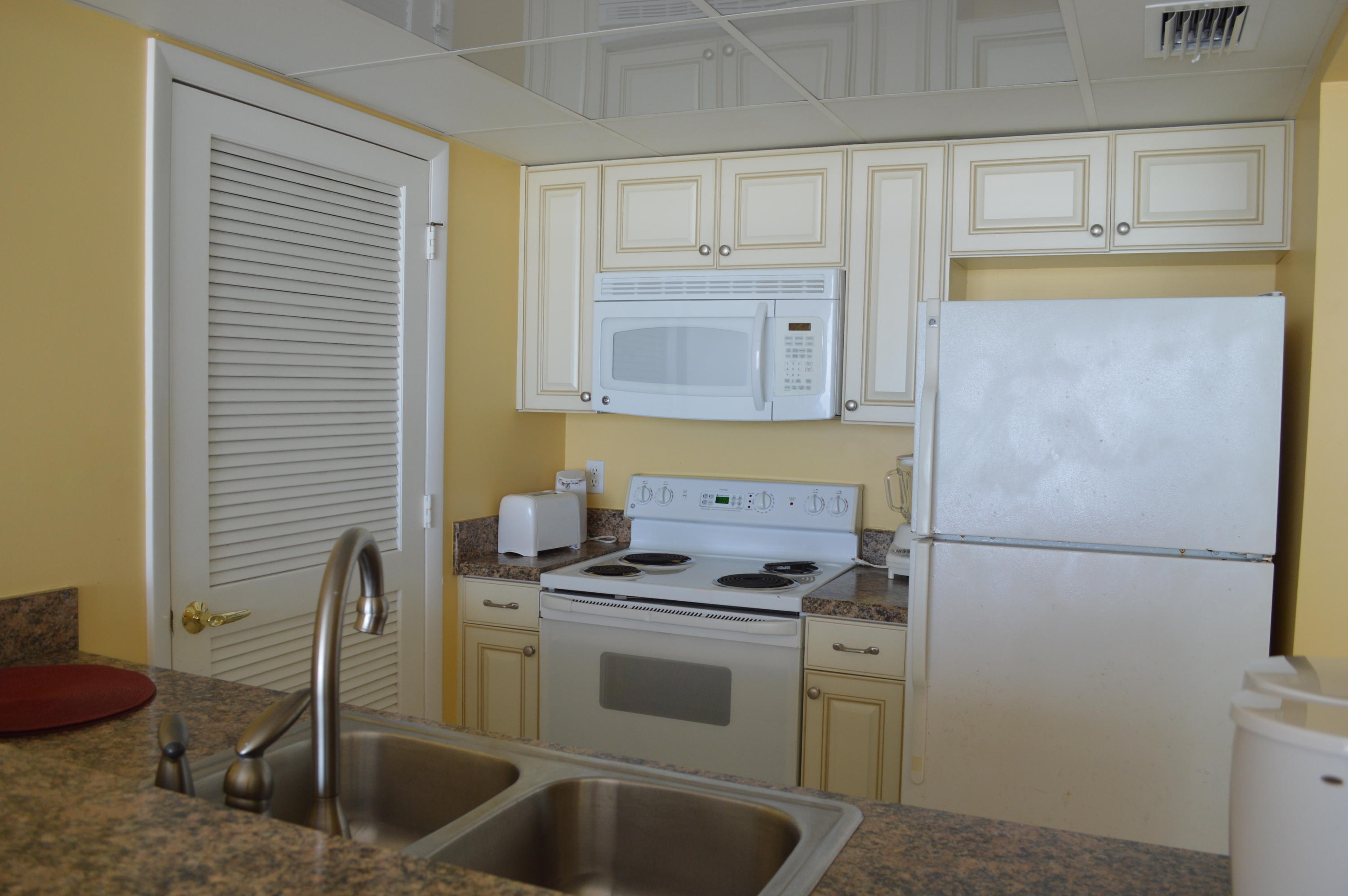 Long Beach Tower III - Residential