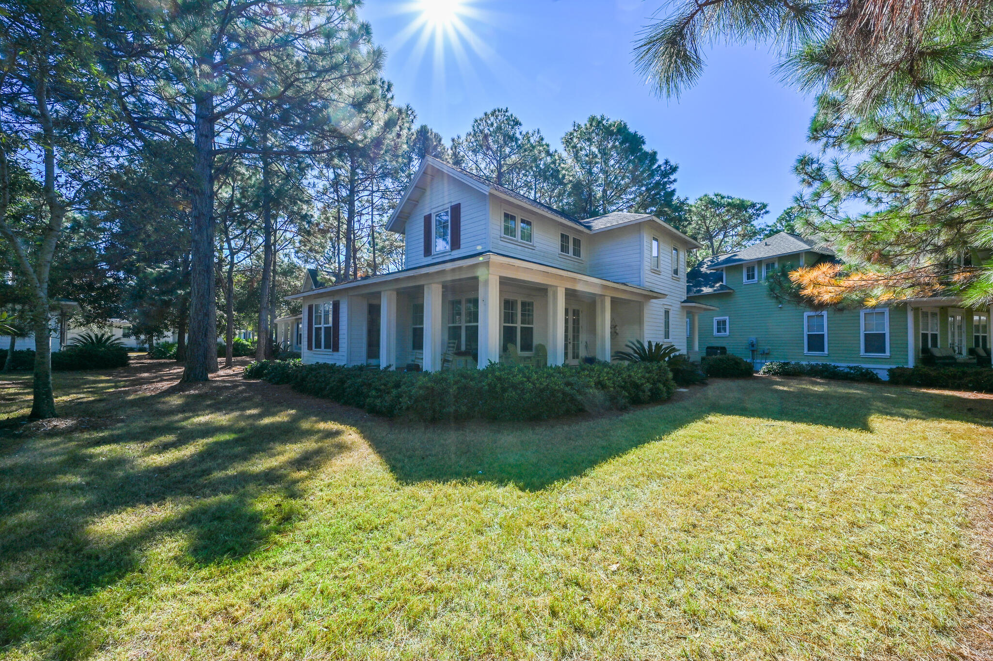 LAUREL GROVE - Residential