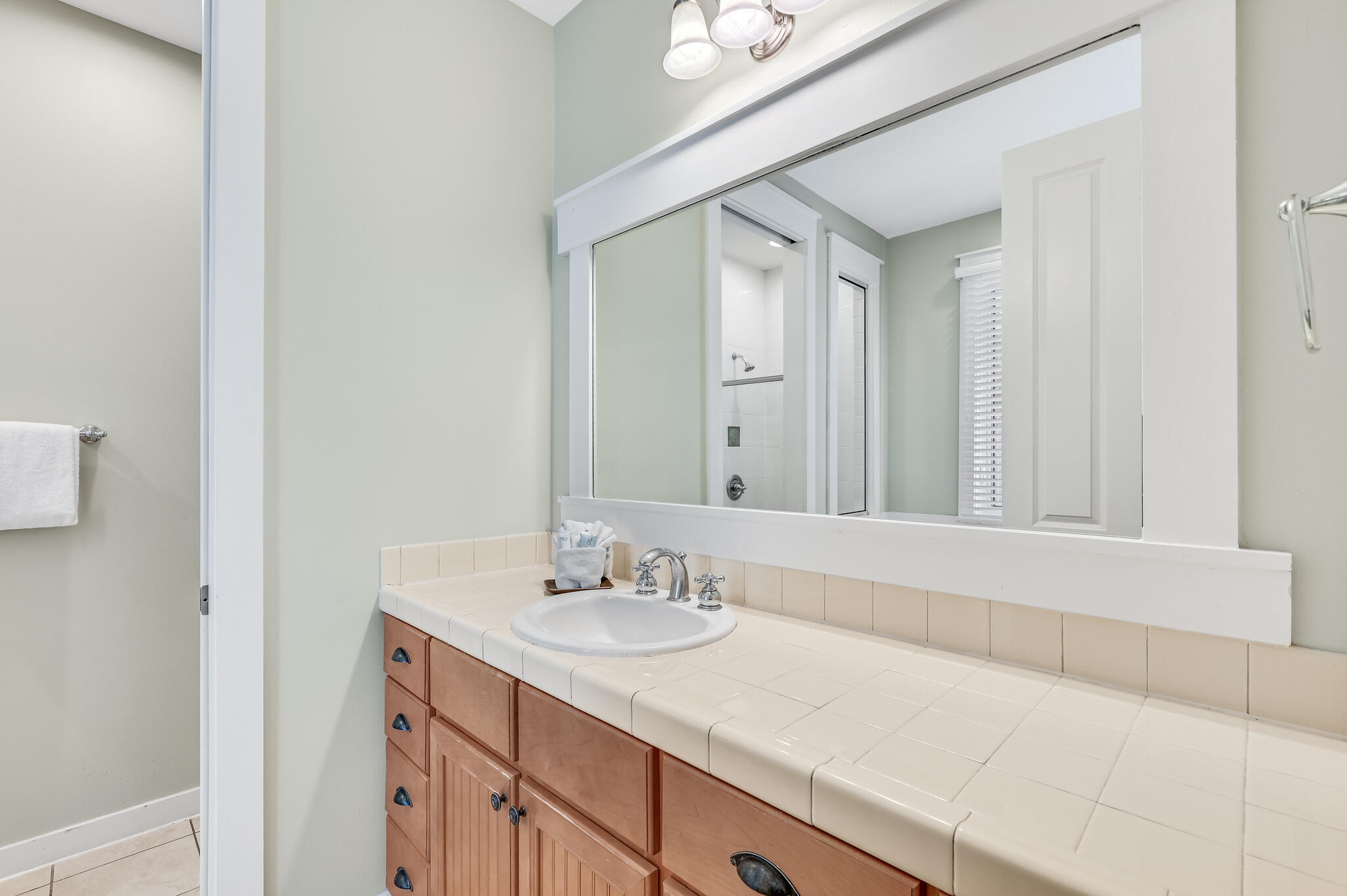 LAUREL GROVE - Residential