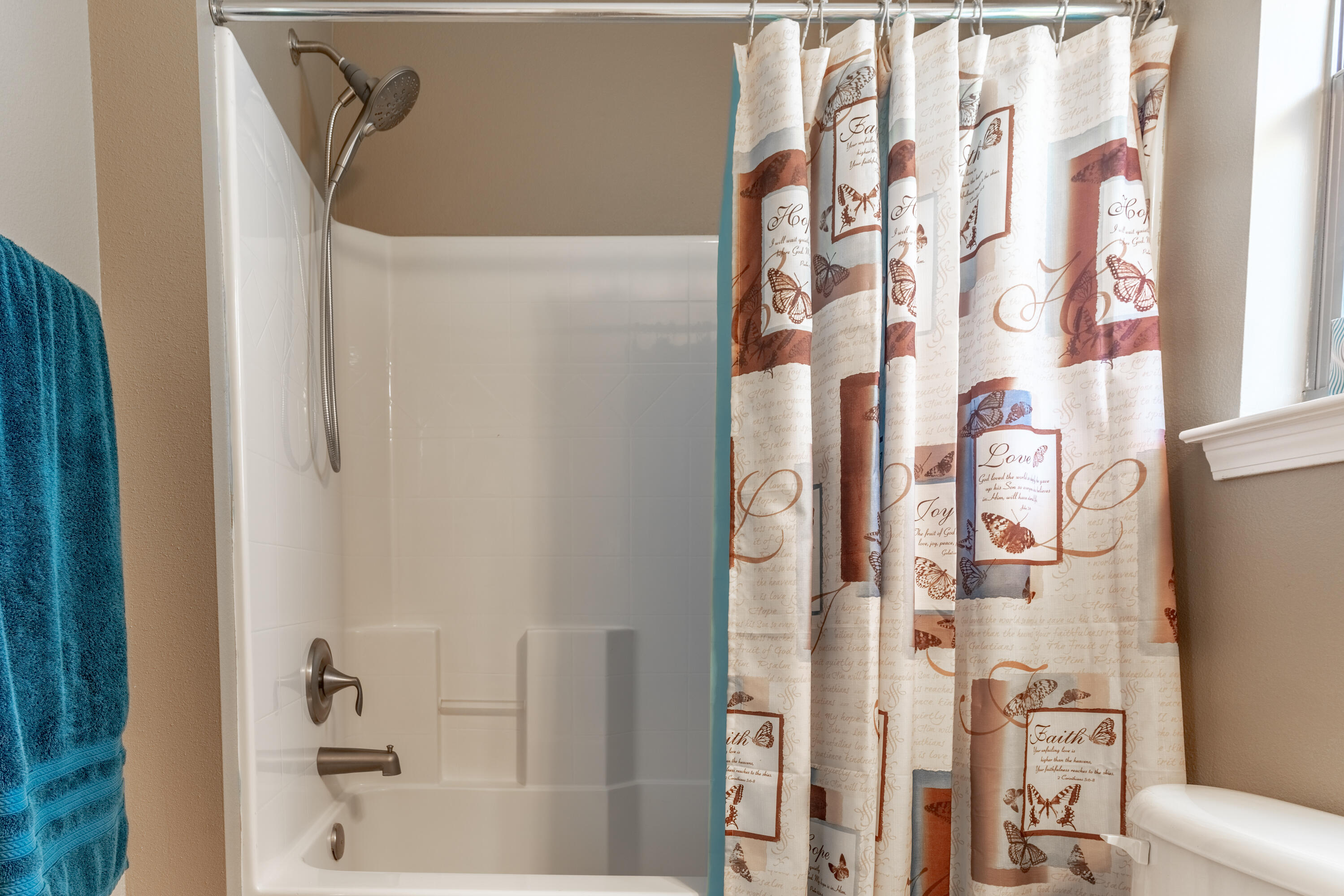 WATERSTONE - Residential