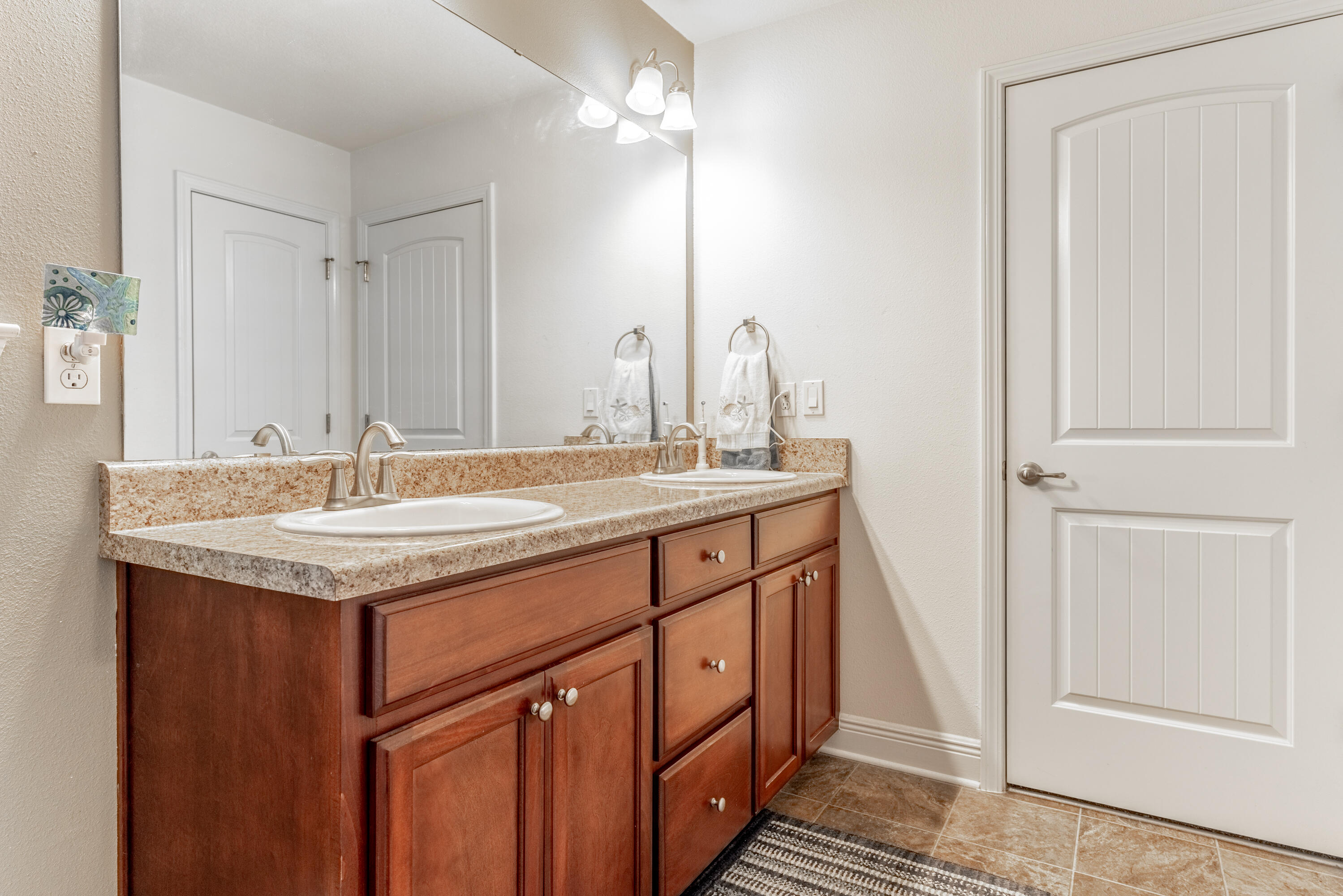 WATERSTONE - Residential