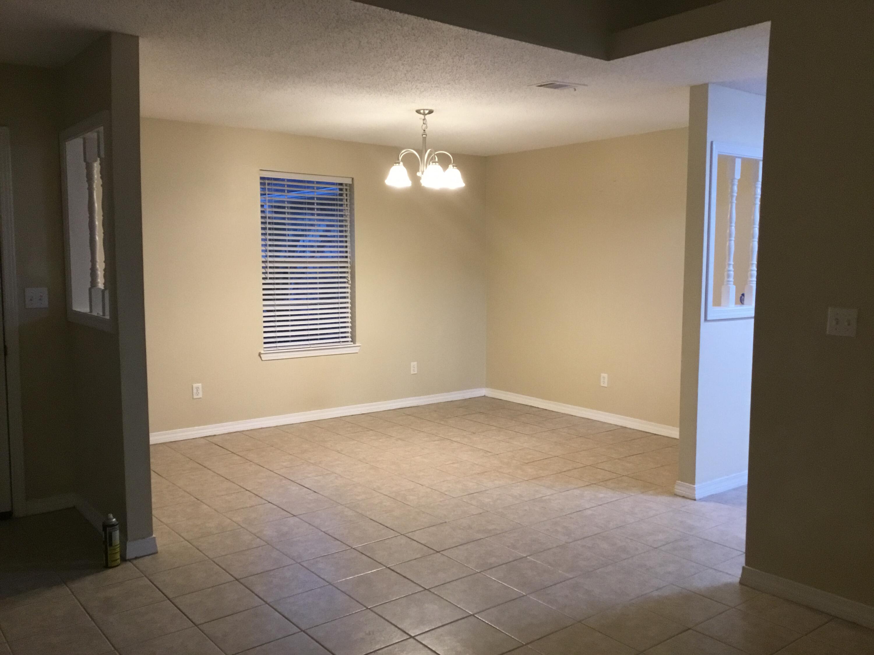 COUNTRYVIEW ESTATES 4TH ADDN - Residential