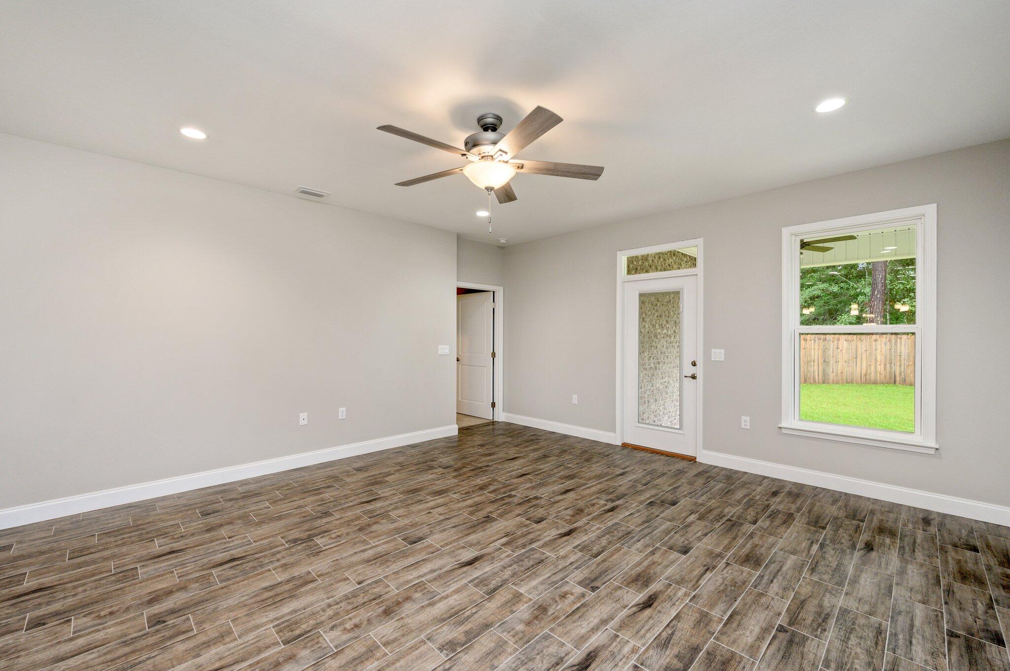 CLOVERDALE S/D - Residential