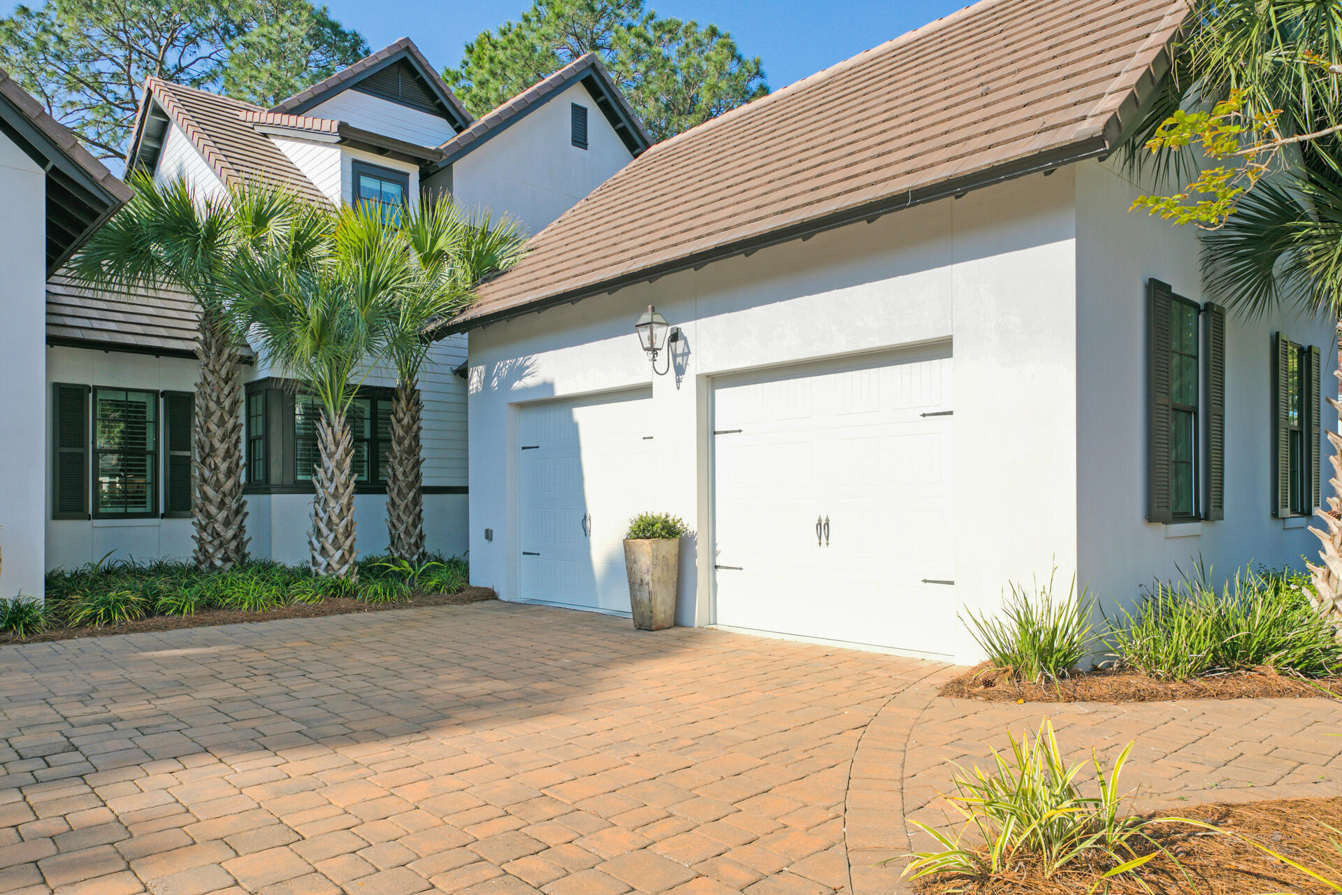 ISLAND GREEN - Residential
