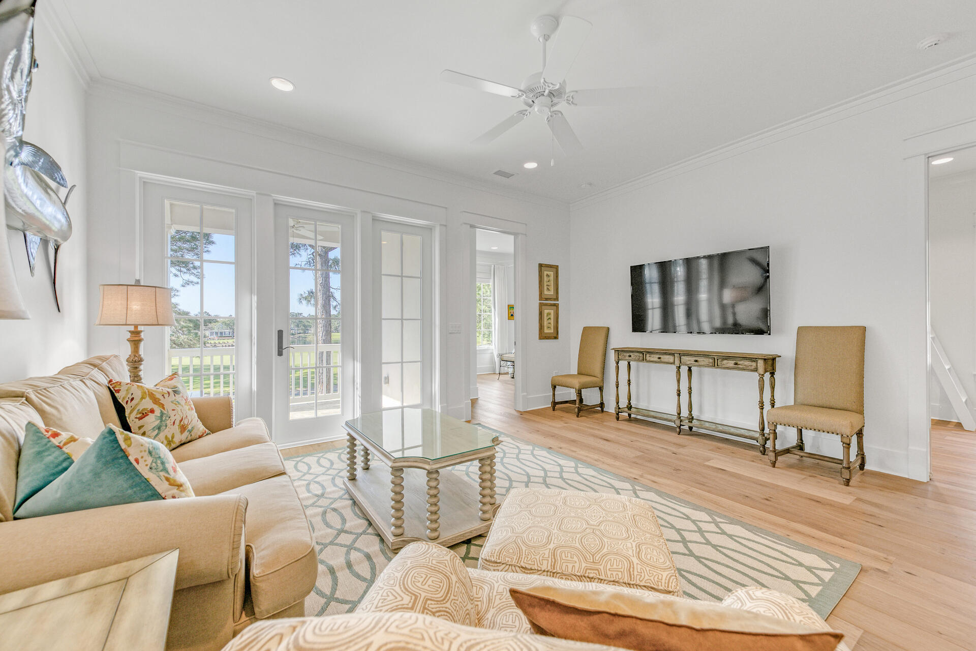 ISLAND GREEN - Residential