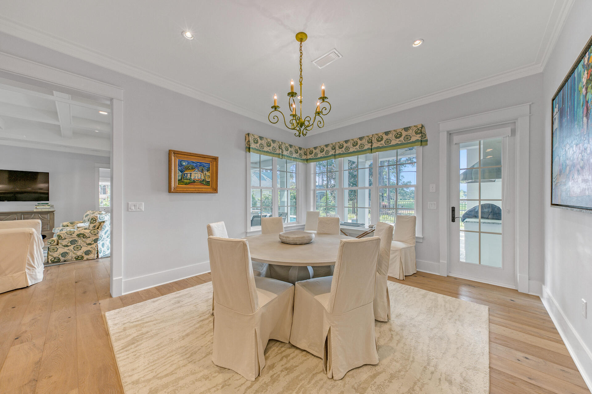 ISLAND GREEN - Residential