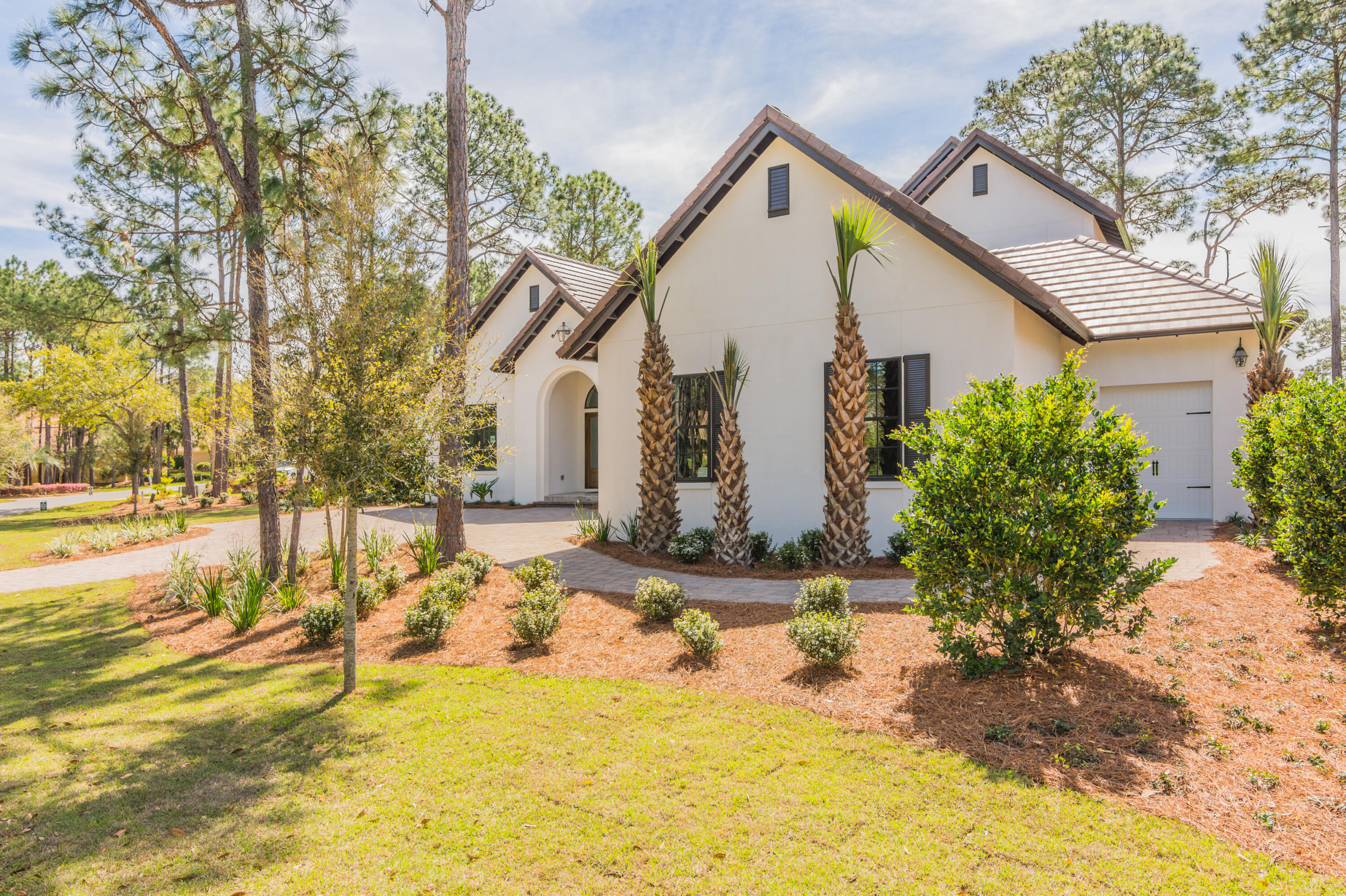 ISLAND GREEN - Residential
