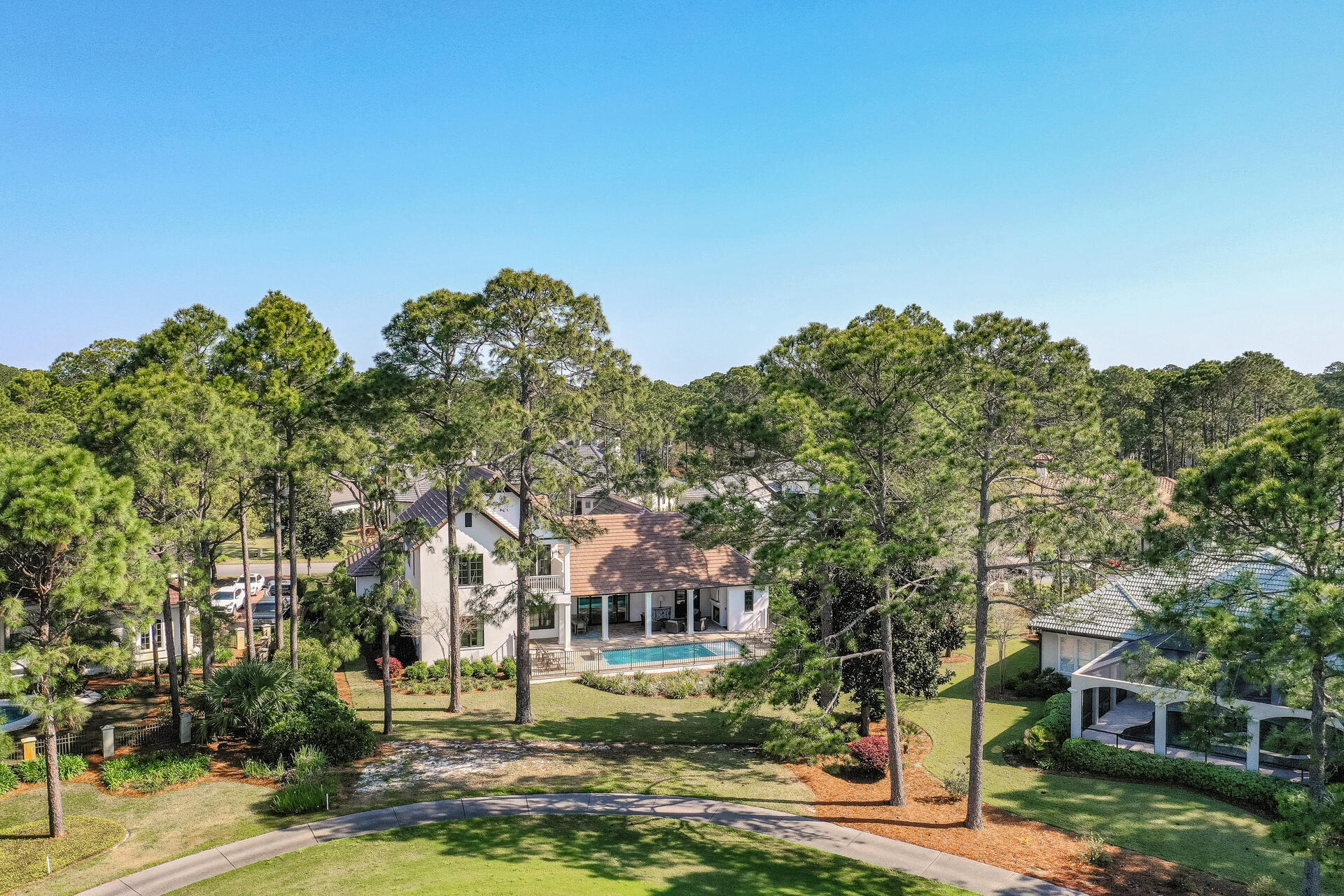 ISLAND GREEN - Residential