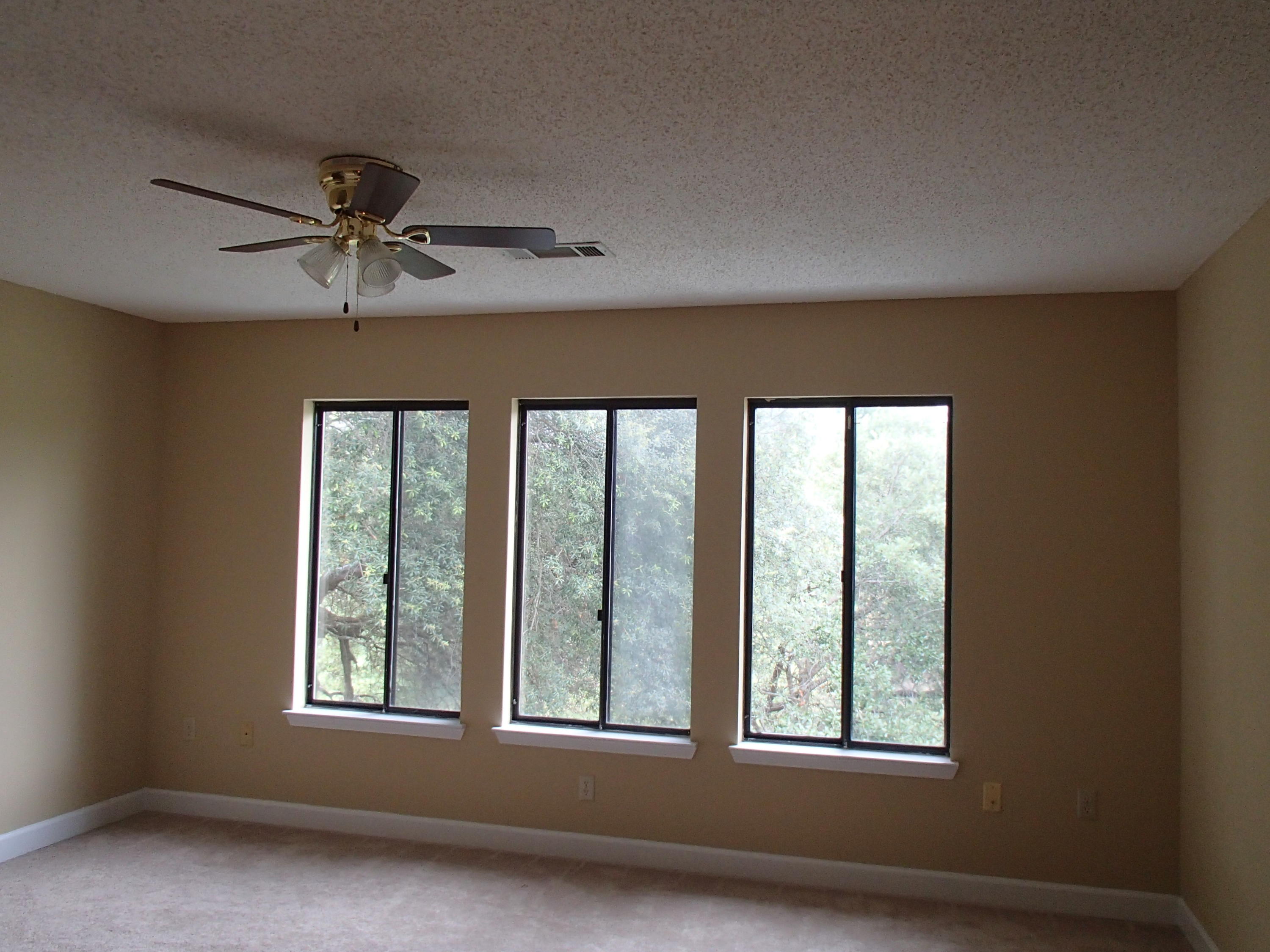 LAKESIDE CONDO AT BLUEWATER BAY - Residential