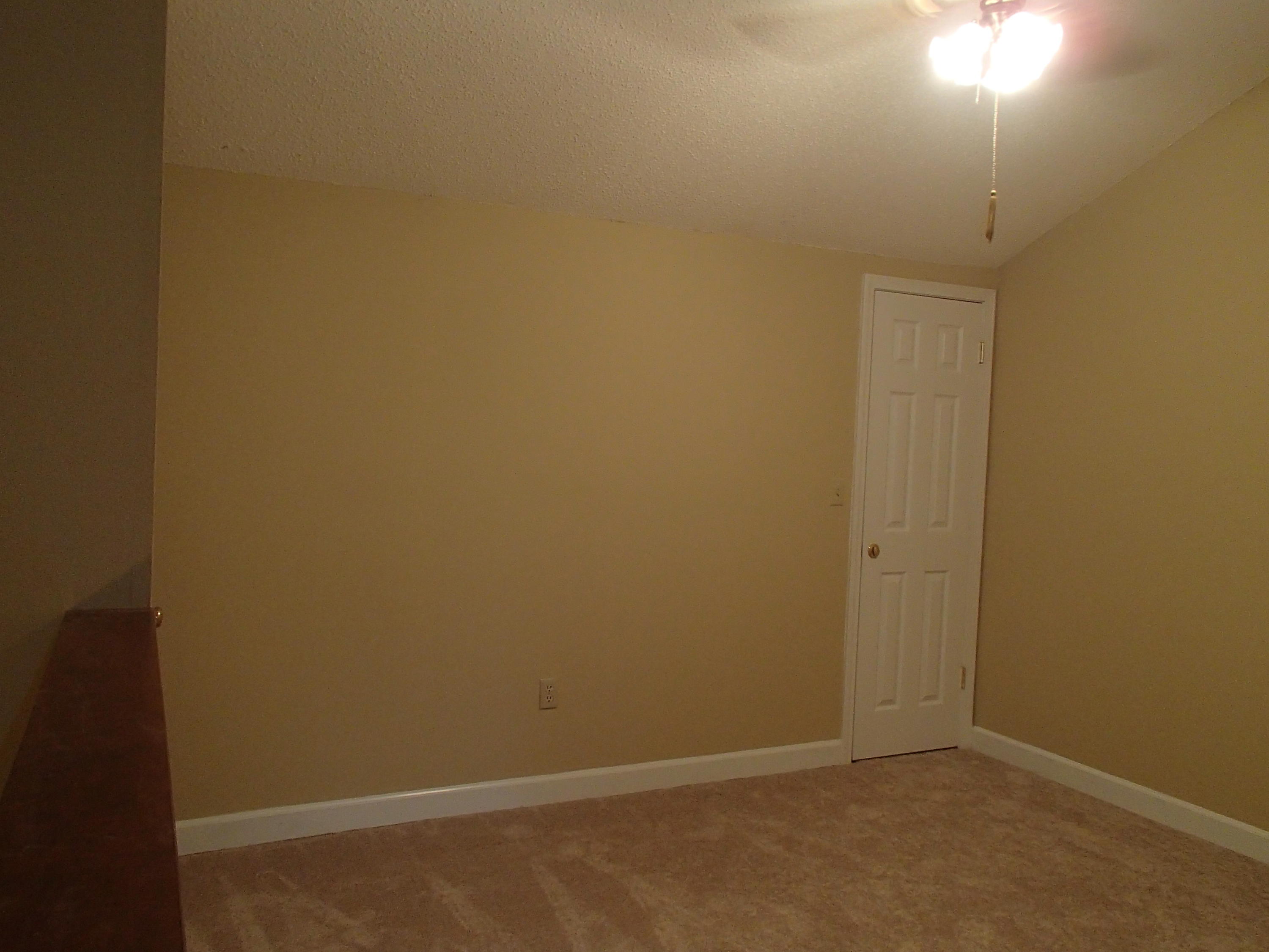 LAKESIDE CONDO AT BLUEWATER BAY - Residential