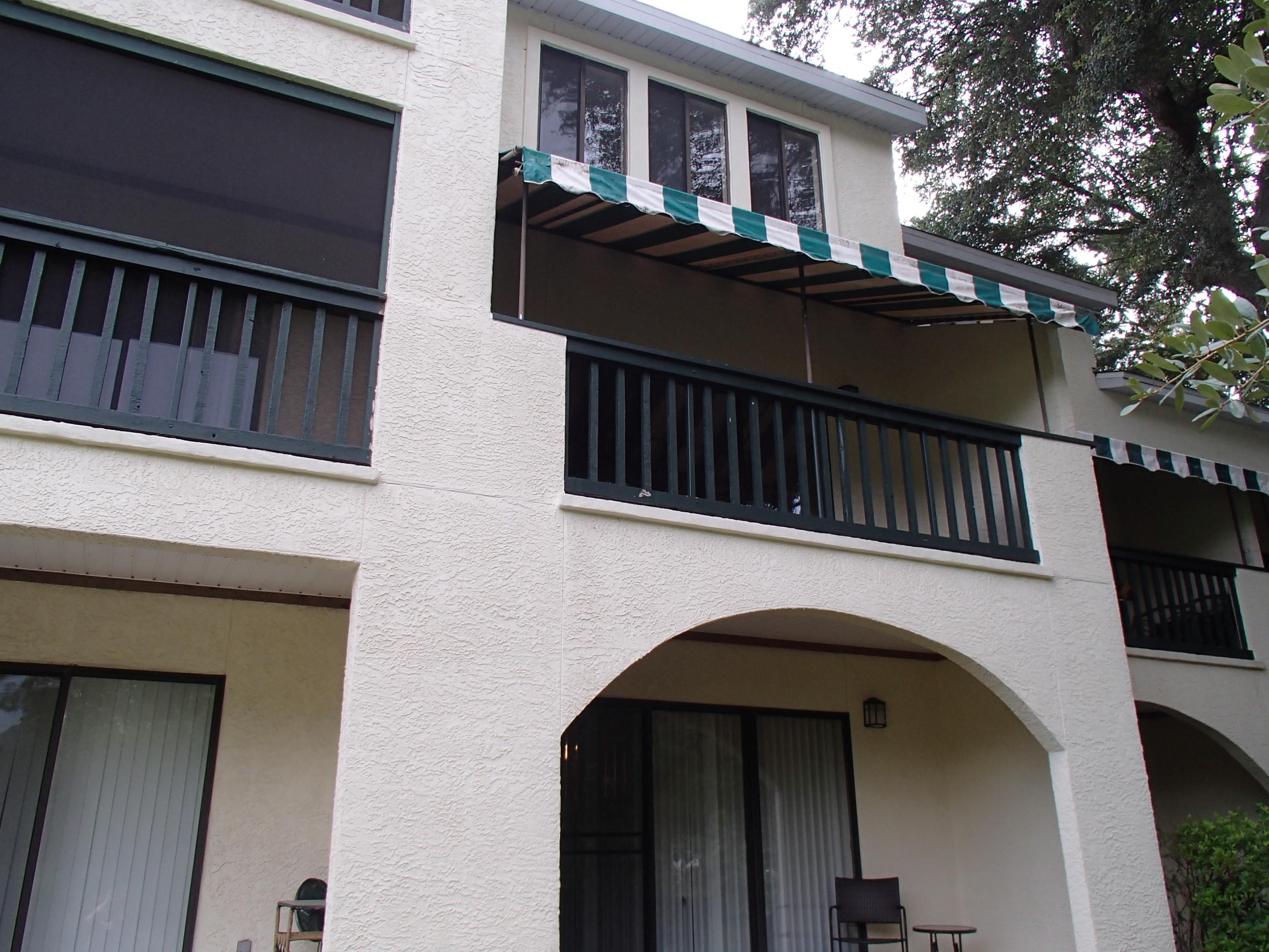 LAKESIDE CONDO AT BLUEWATER BAY - Residential