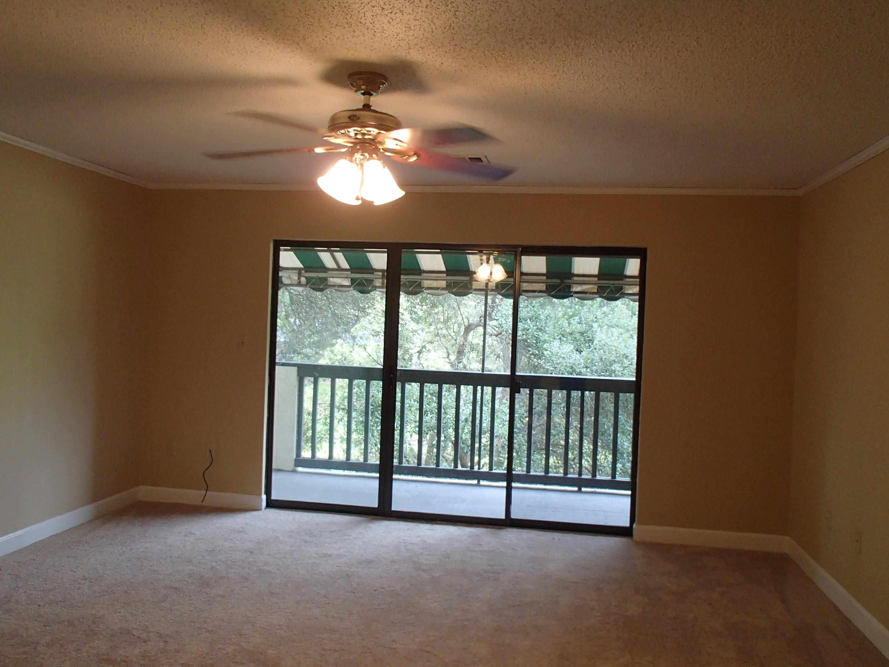 LAKESIDE CONDO AT BLUEWATER BAY - Residential