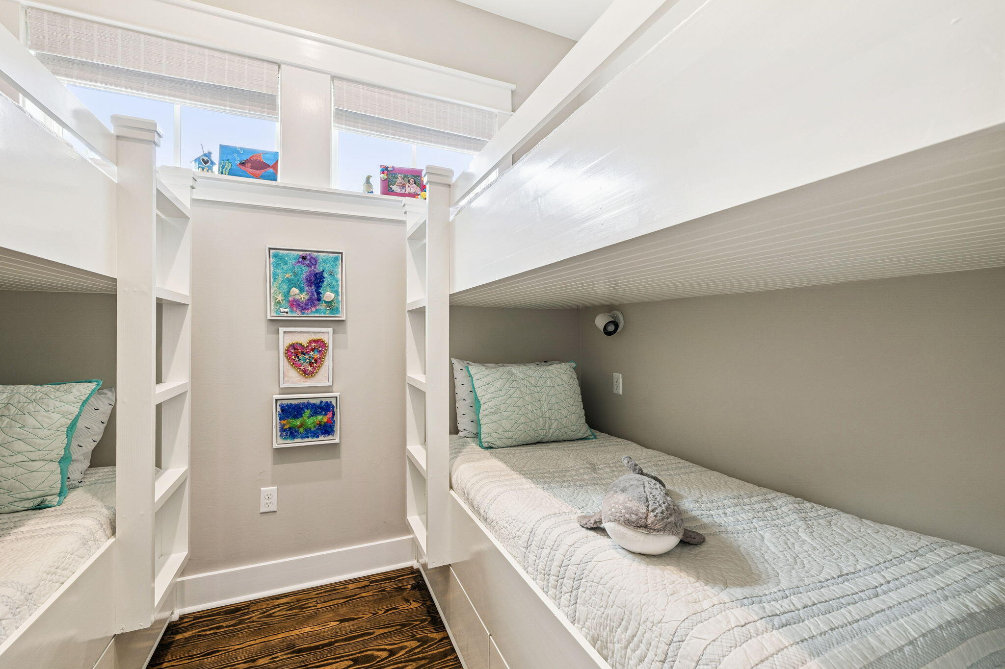 WATERCOLOR - Residential