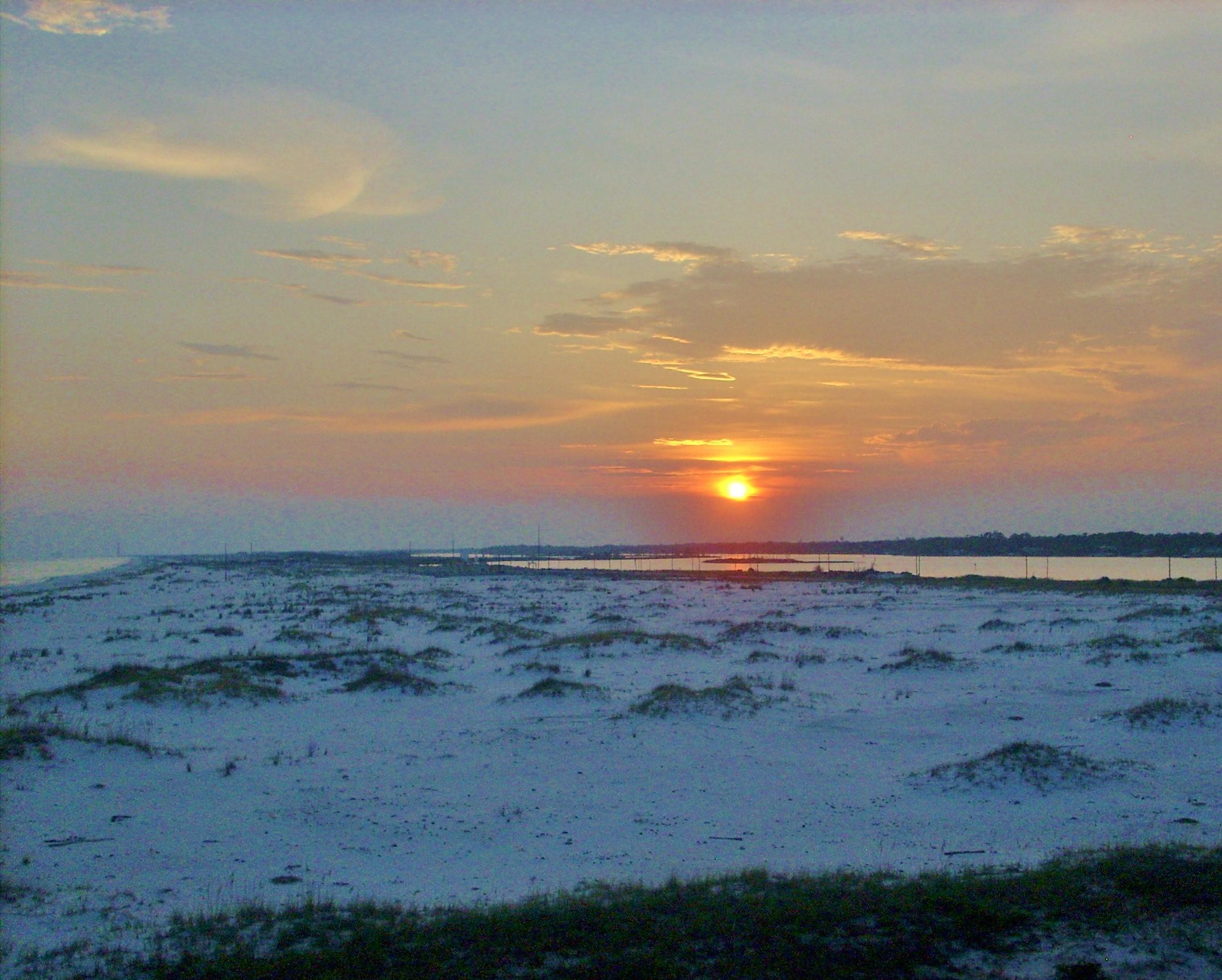EL MATADOR CONDO - Residential