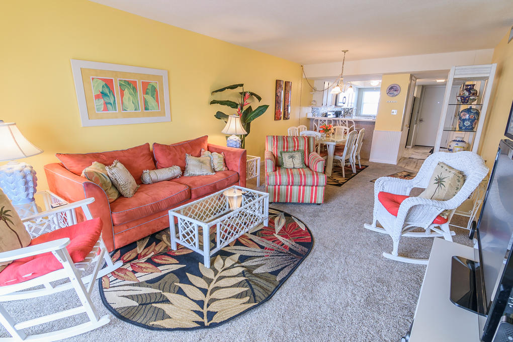 EL MATADOR CONDO - Residential