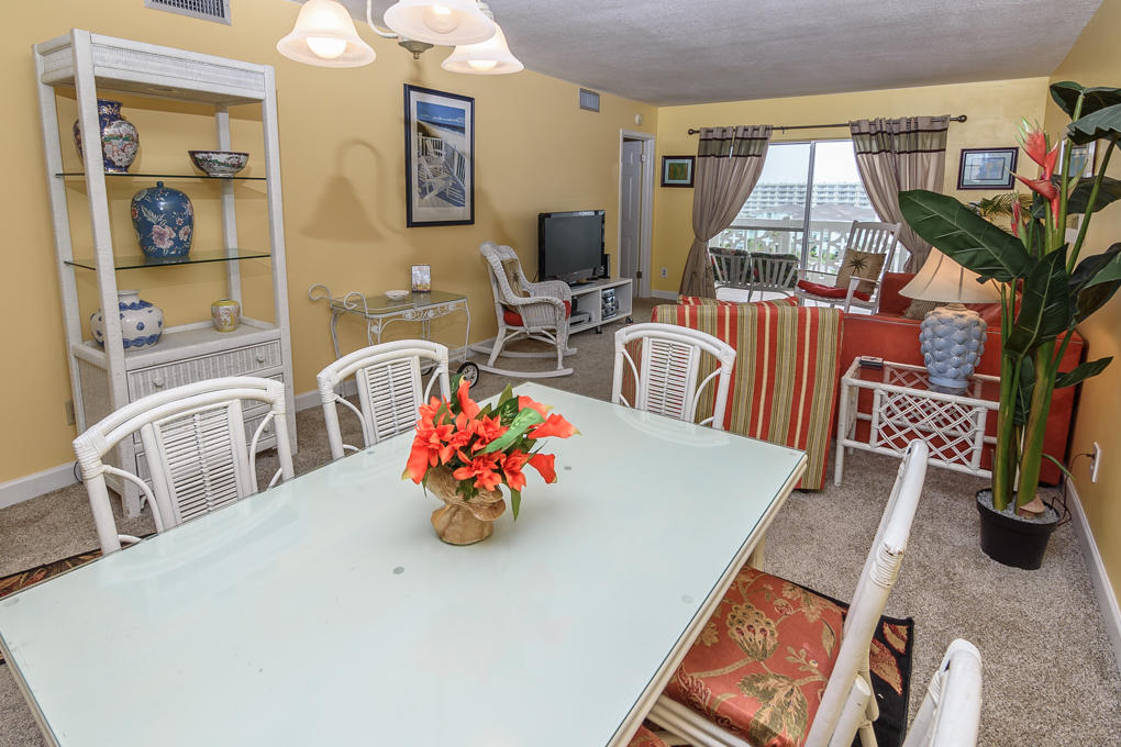 EL MATADOR CONDO - Residential