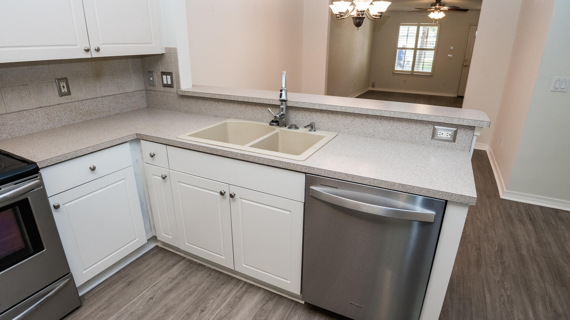 palmetto rrace phase 1 - Residential