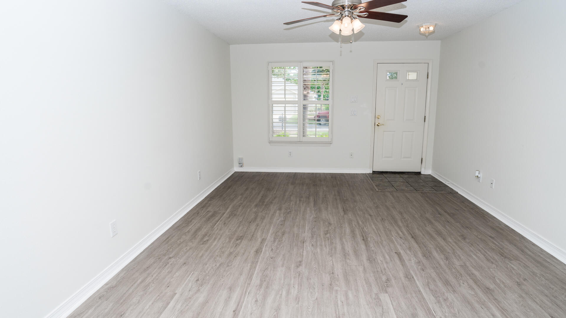 palmetto rrace phase 1 - Residential