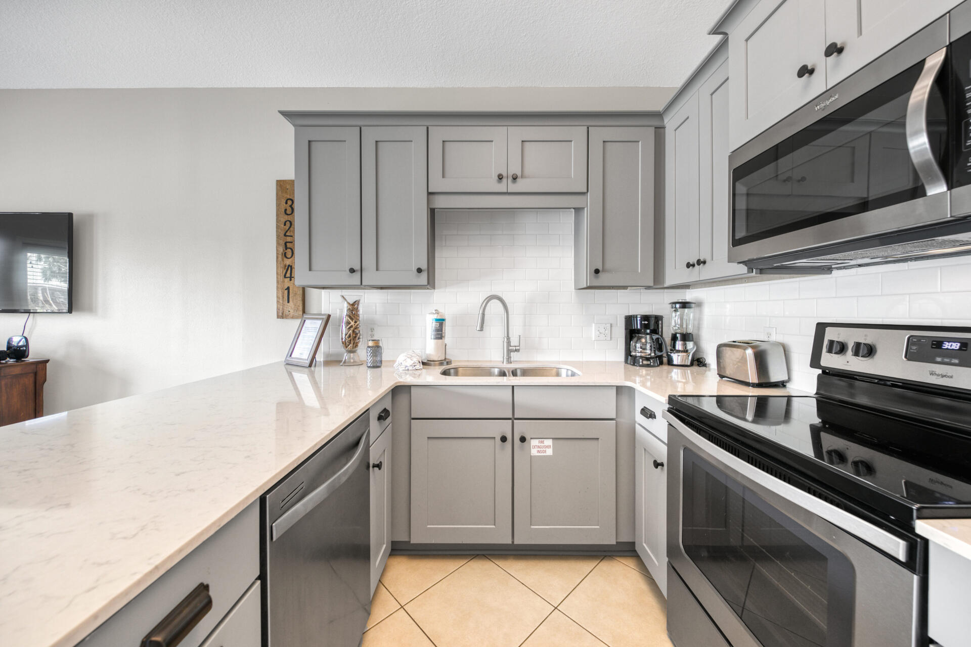 CARIBBEAN DUNES PH 2 - Residential