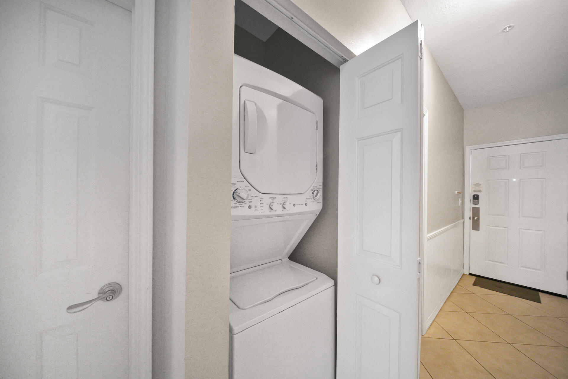 CARIBBEAN DUNES PH 2 - Residential