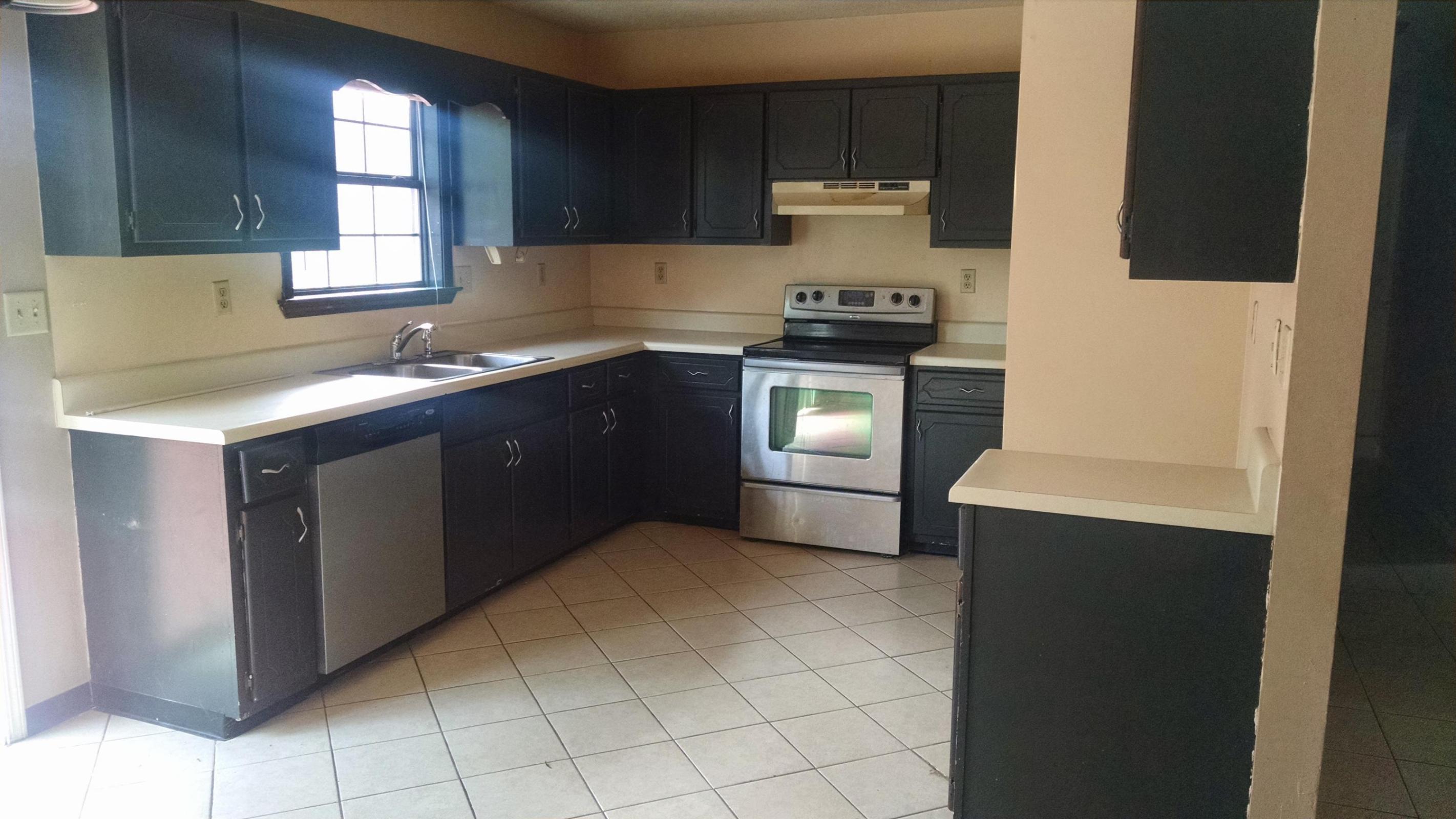 SHOAL CREEK MANOR WEST - Residential