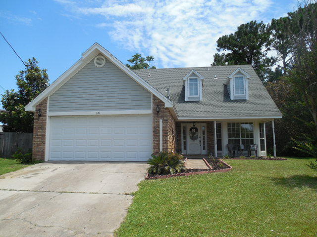 BROOKWOOD ESTATES - Residential