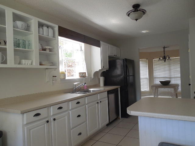 BROOKWOOD ESTATES - Residential