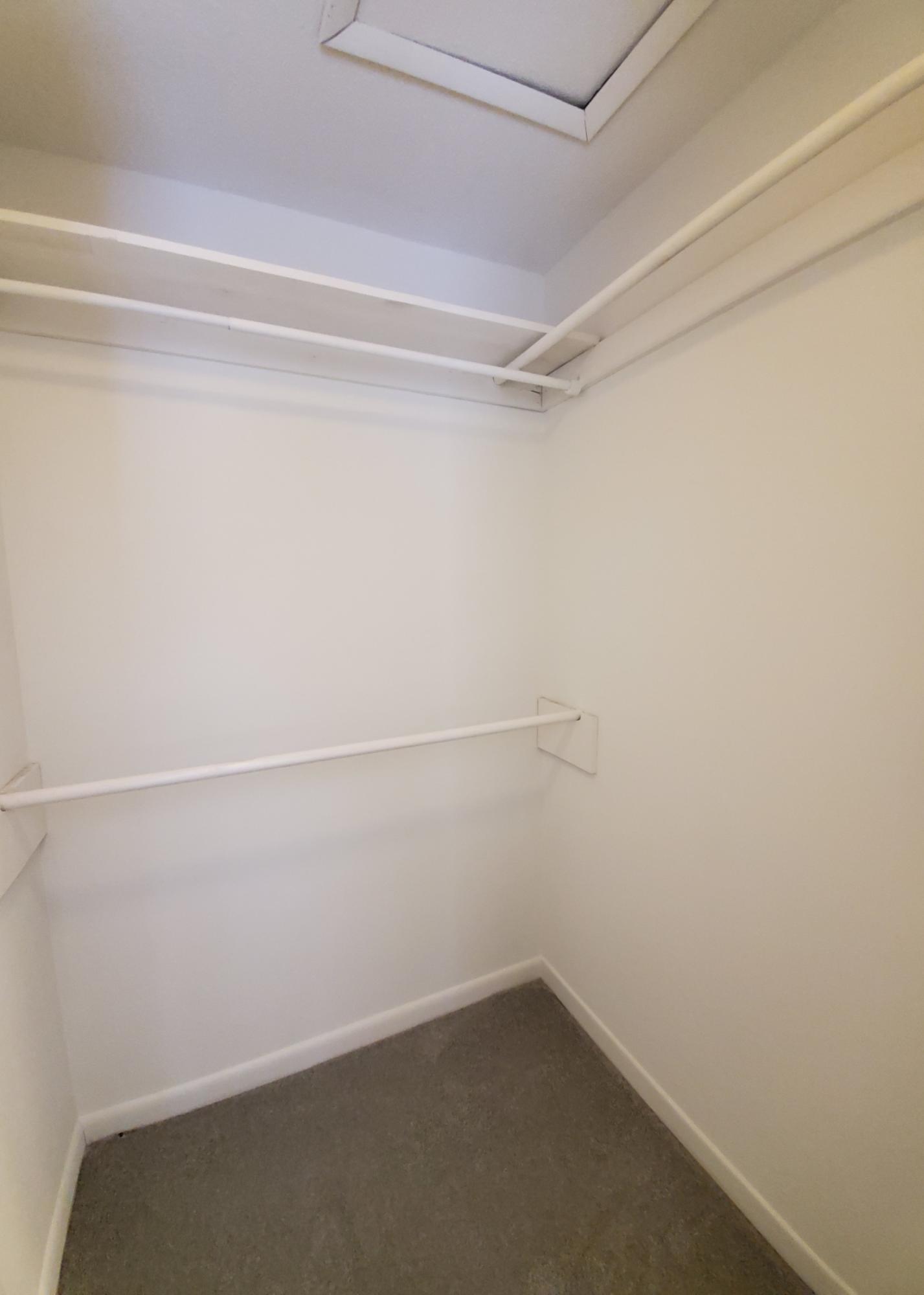 BELL-BROOK ESTATES 1ST ADDN - Residential