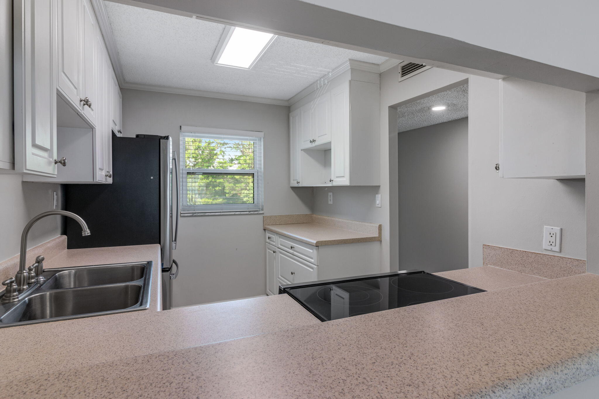 CENTURY PARK WEST - Residential Lease