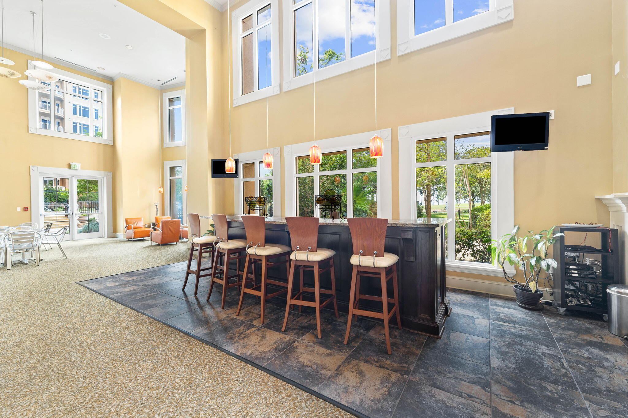 ONE WATER PLACE - Residential