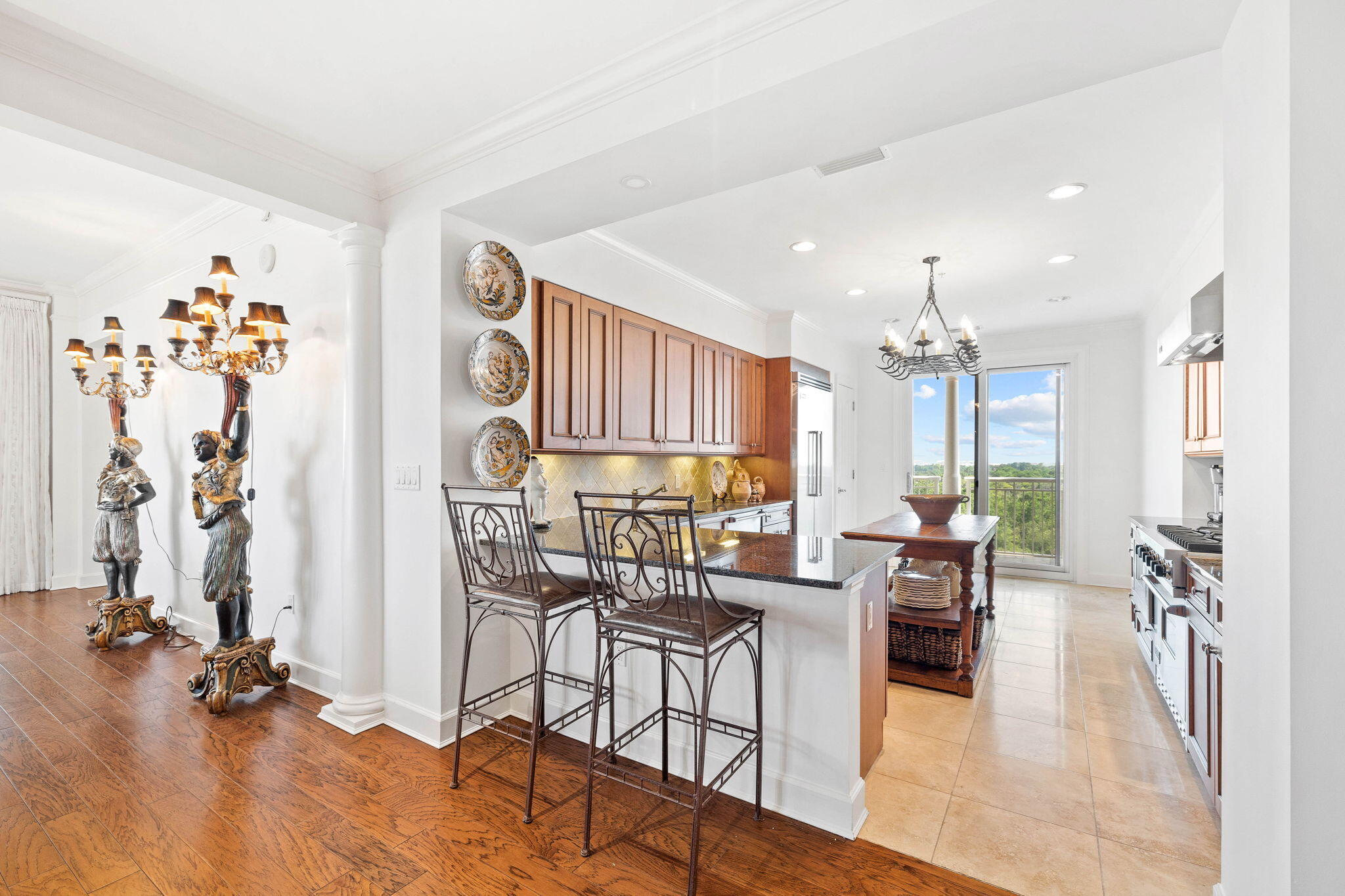 ONE WATER PLACE - Residential