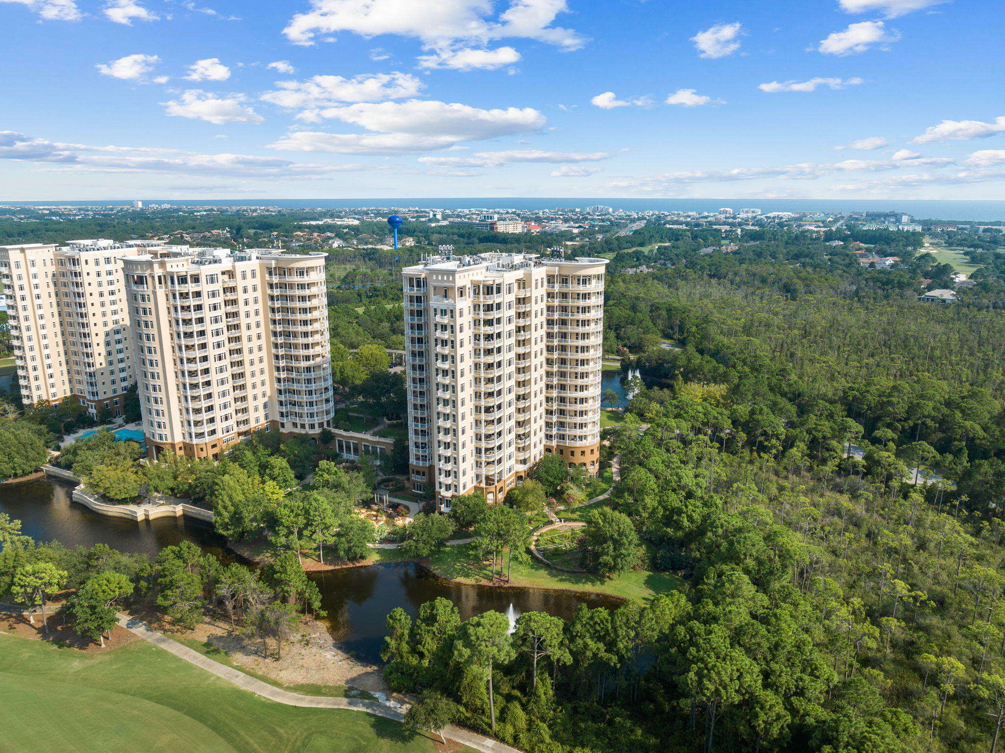 ONE WATER PLACE - Residential