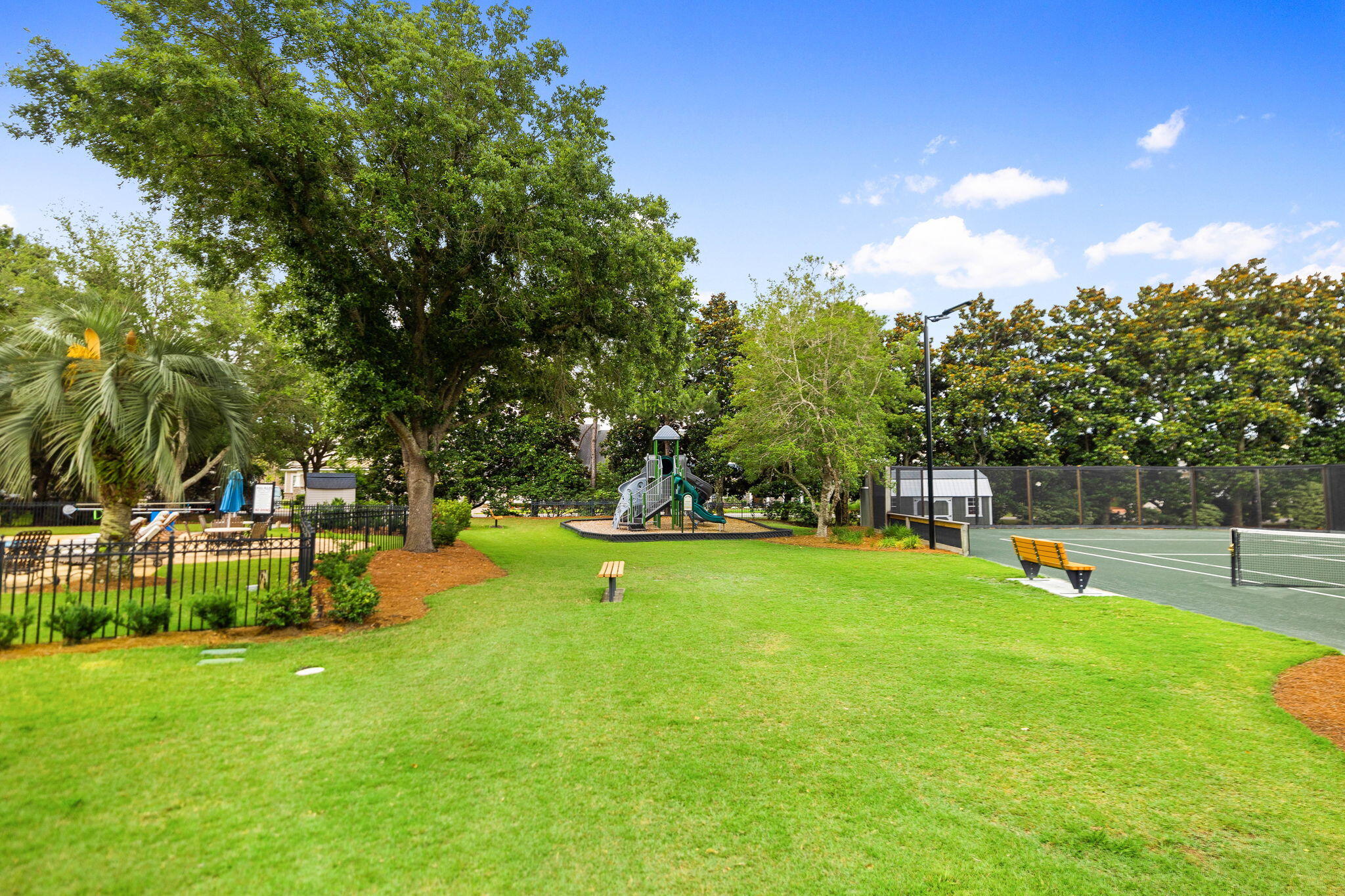 ONE WATER PLACE - Residential