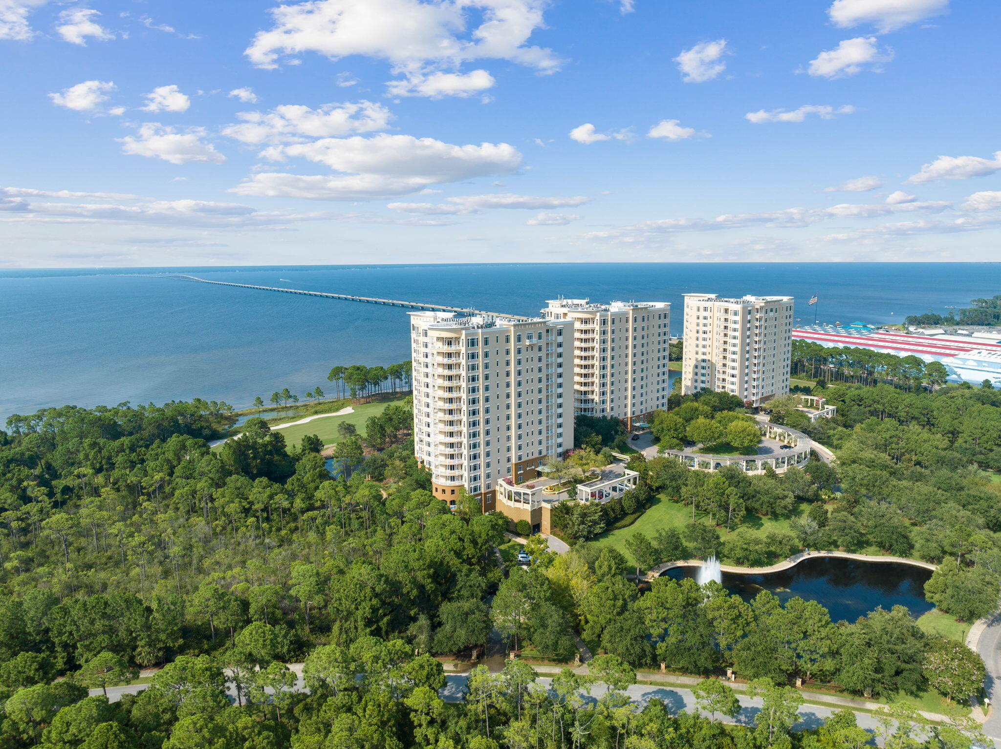 ONE WATER PLACE - Residential