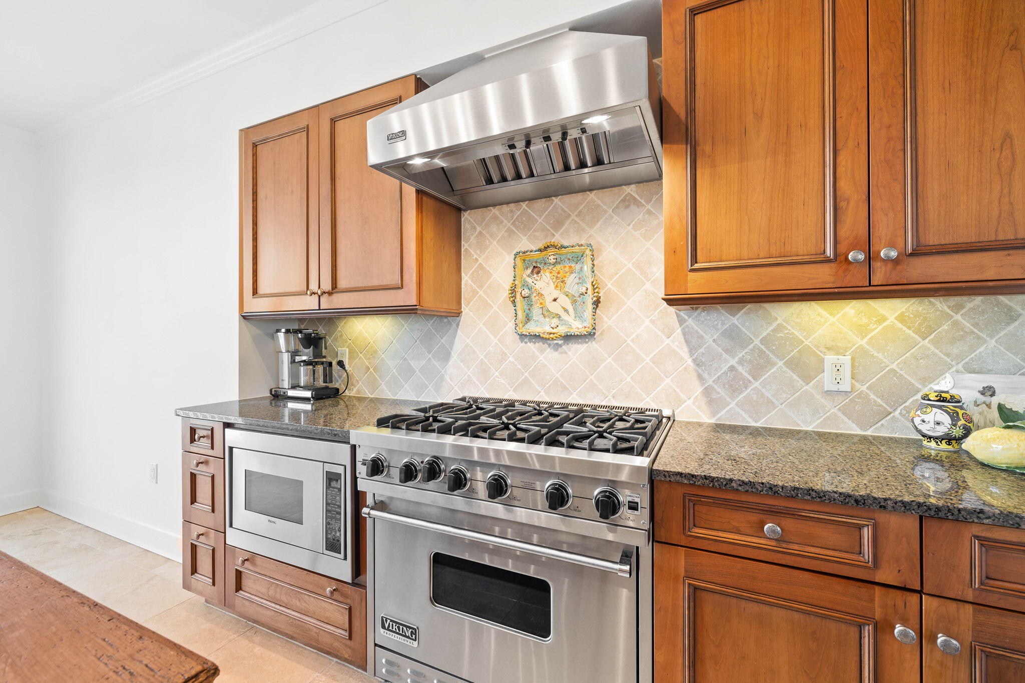 ONE WATER PLACE - Residential